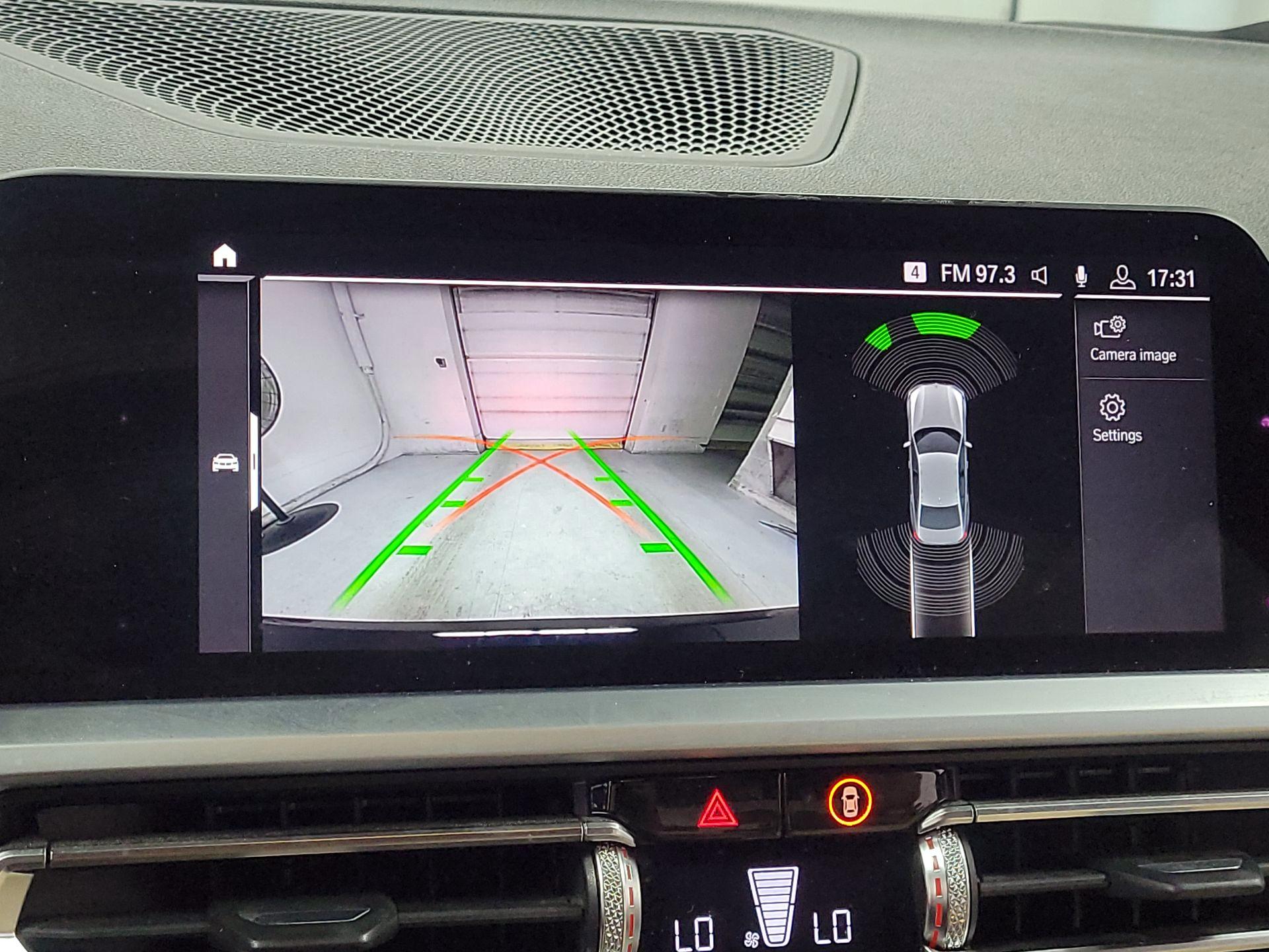 Thumbnail: 2019 BMW 3 Series - 13