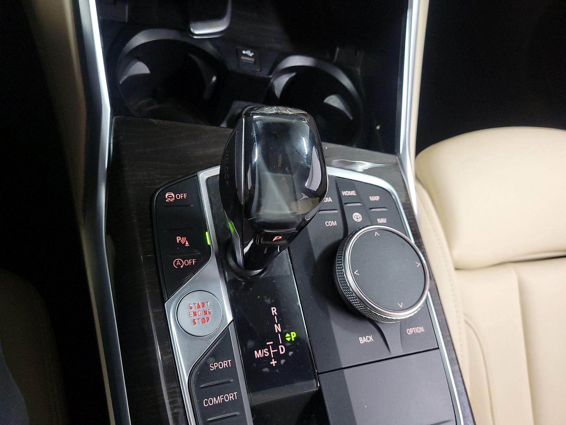 Thumbnail: 2019 BMW 3 Series - 16