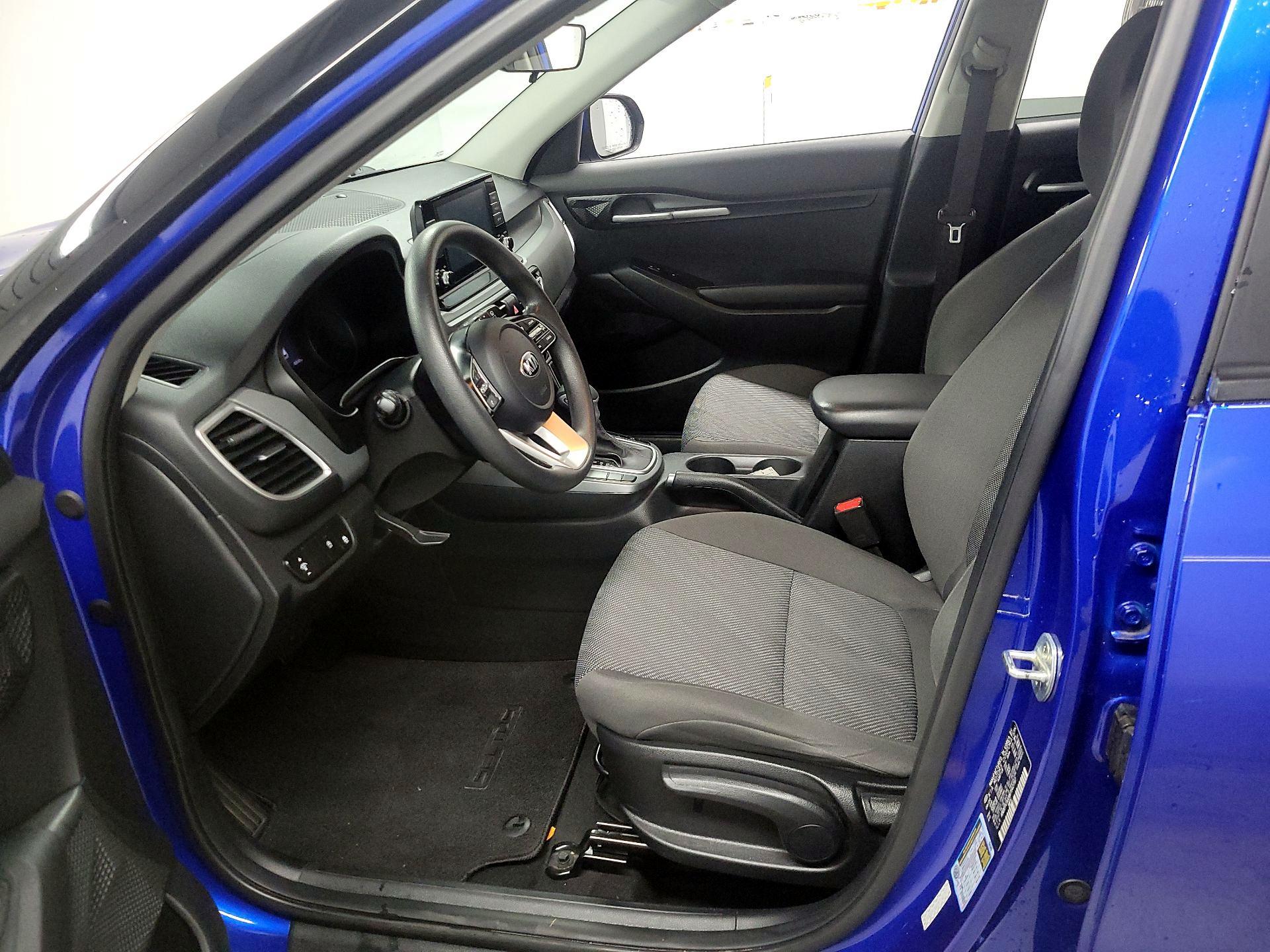 Thumbnail: 2021 Kia Seltos - 11