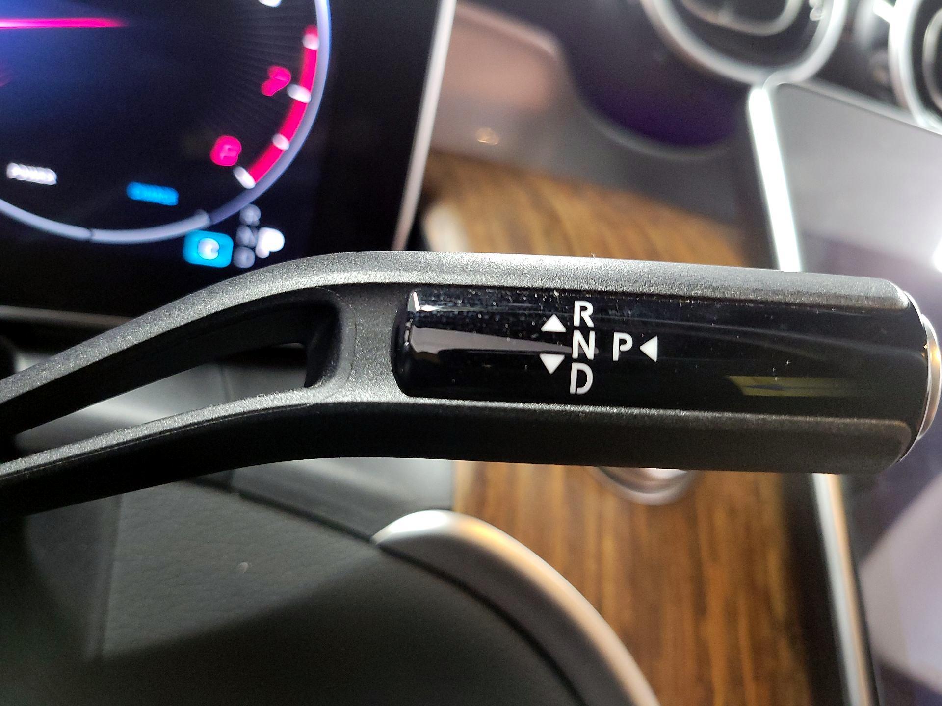 Thumbnail: 2024 Mercedes-Benz GLC - 16