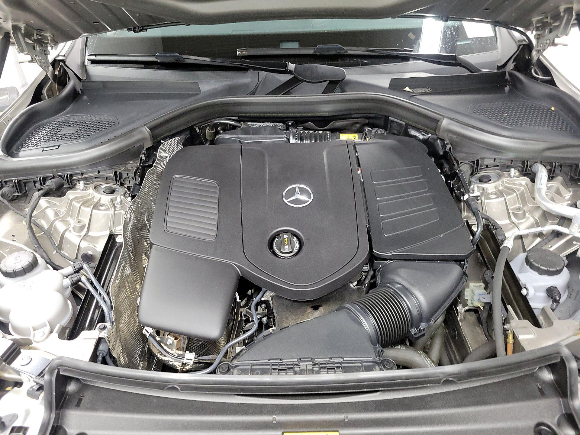 Thumbnail: 2024 Mercedes-Benz GLC - 19