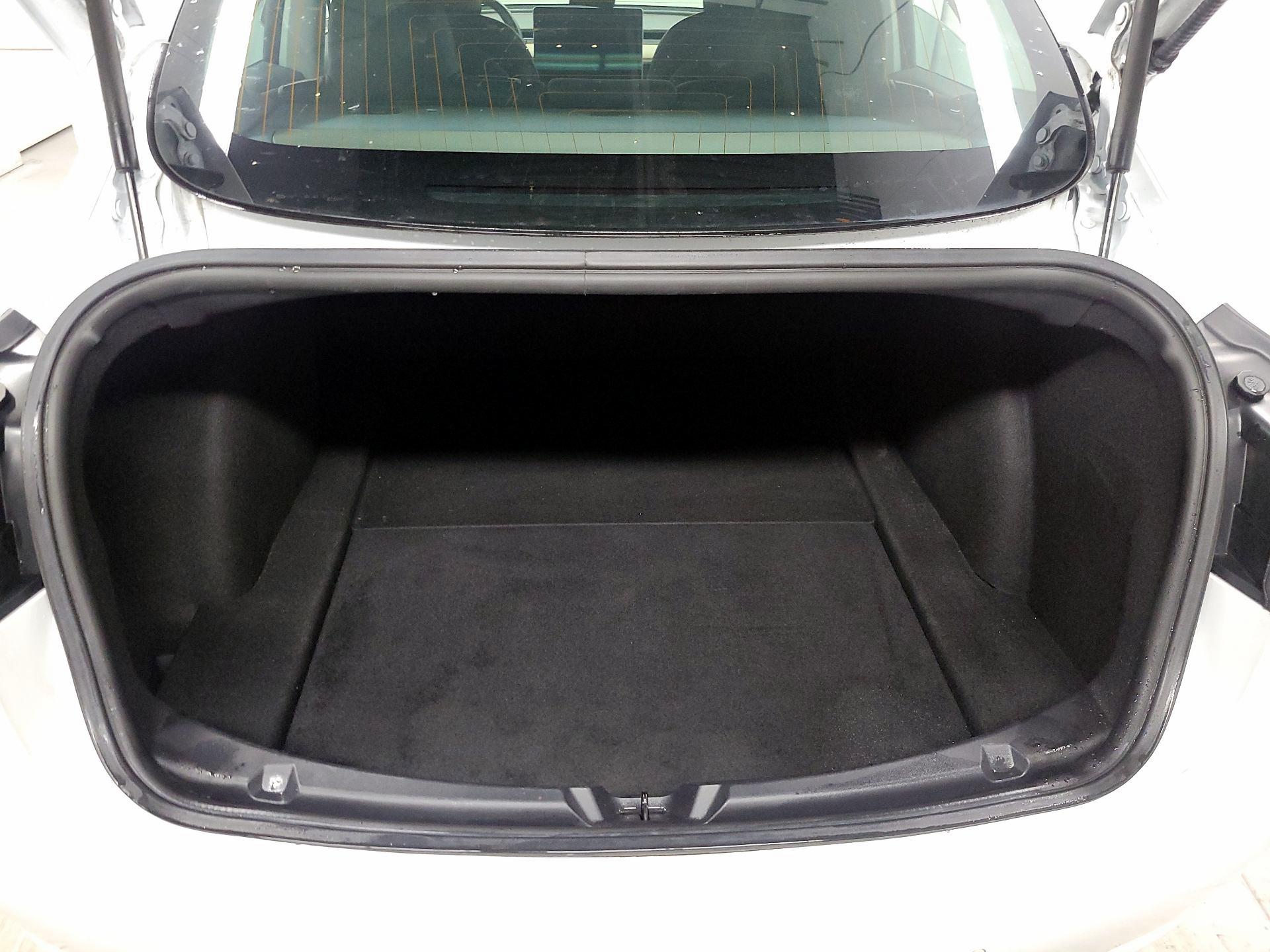 Thumbnail: 2019 Tesla Model 3 - 18