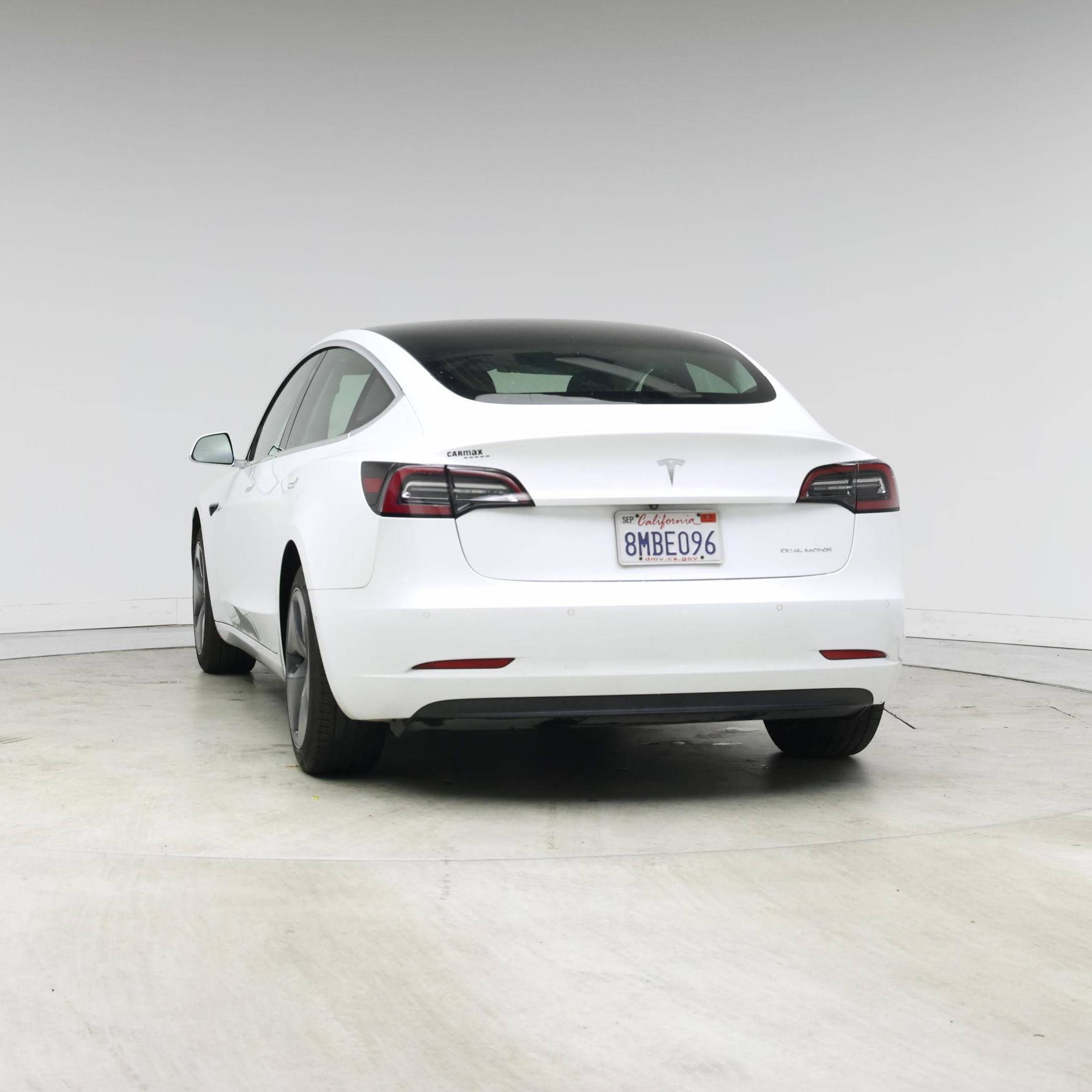 Thumbnail: 2019 Tesla Model 3 - 6