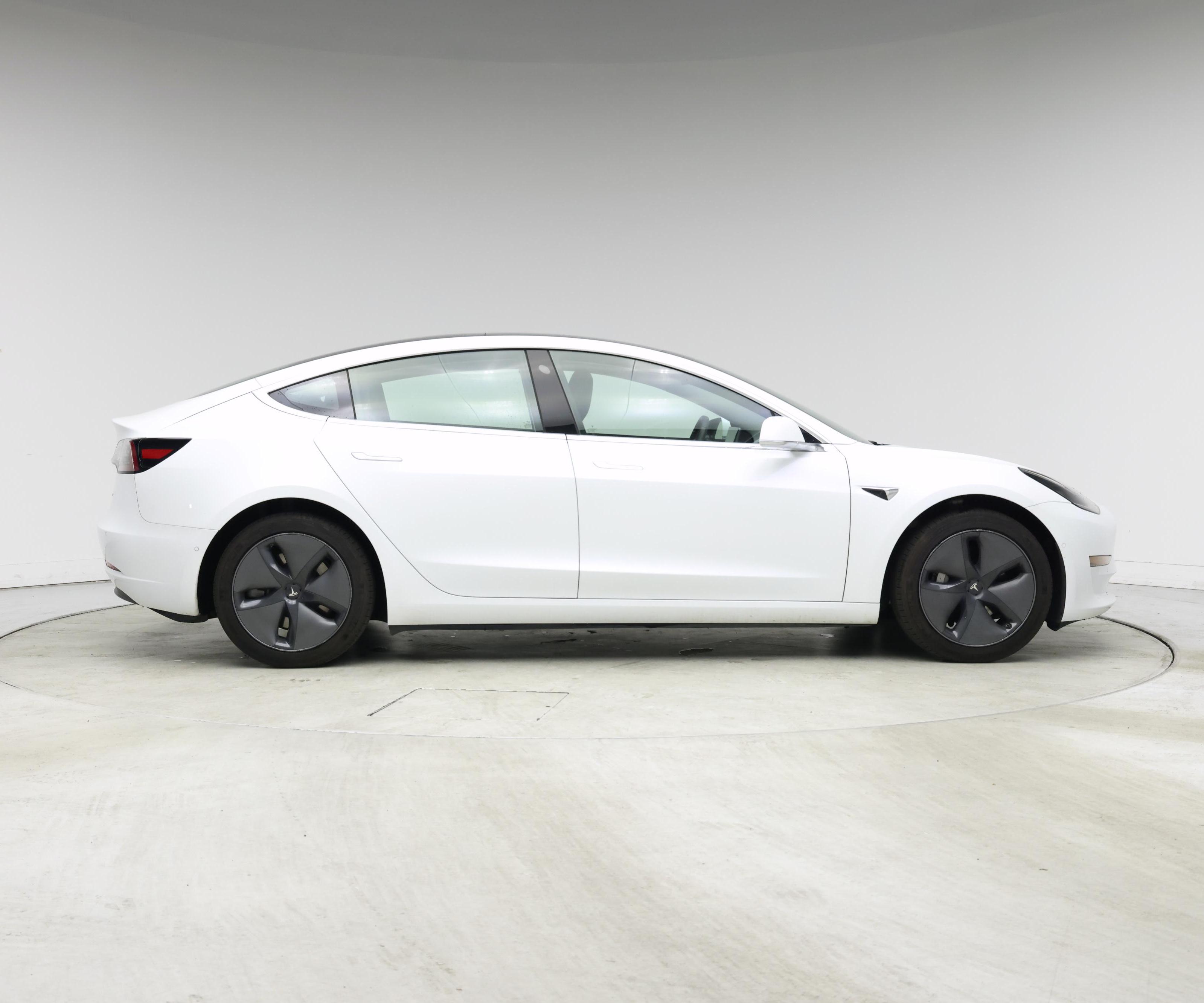 Thumbnail: 2019 Tesla Model 3 - 7