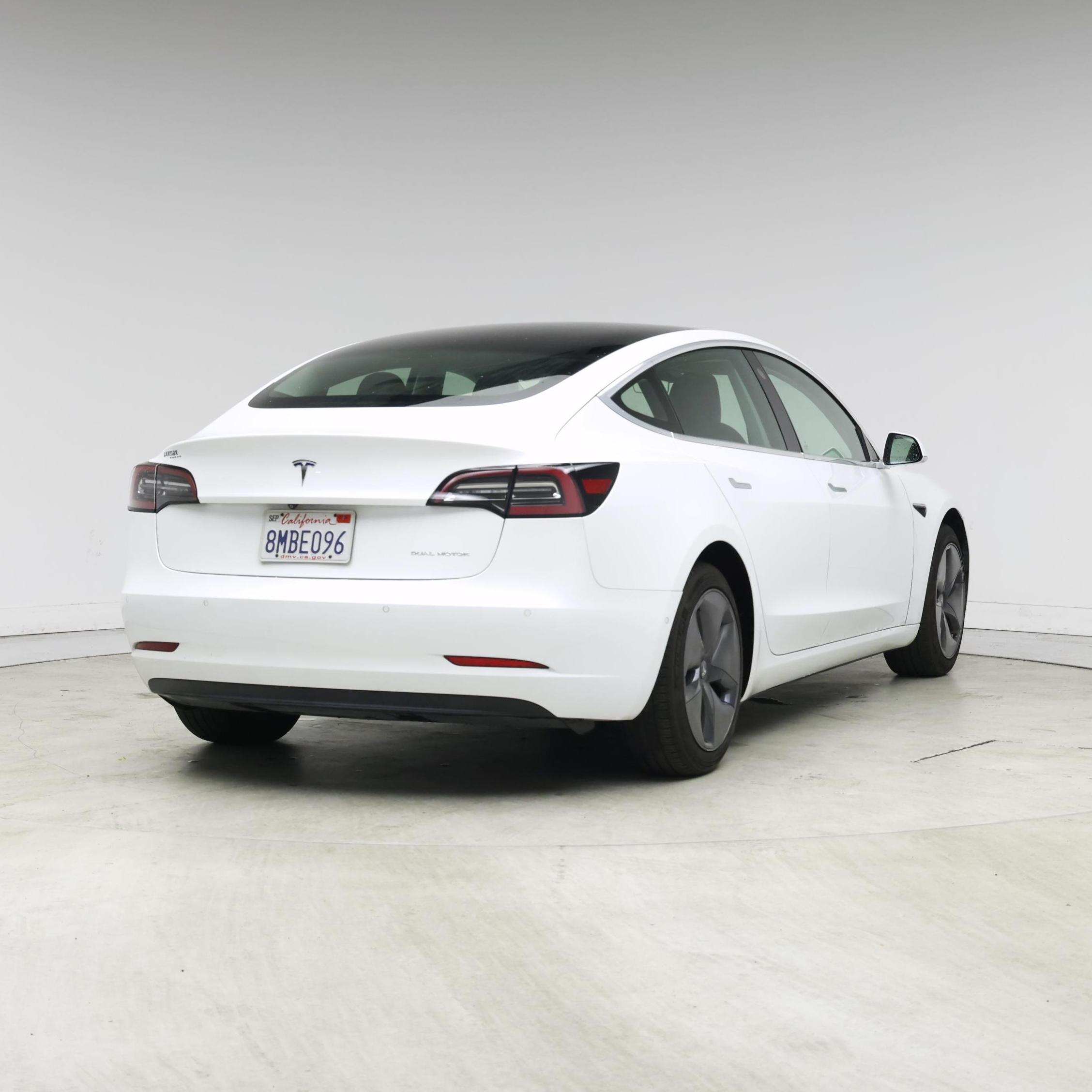 Thumbnail: 2019 Tesla Model 3 - 8