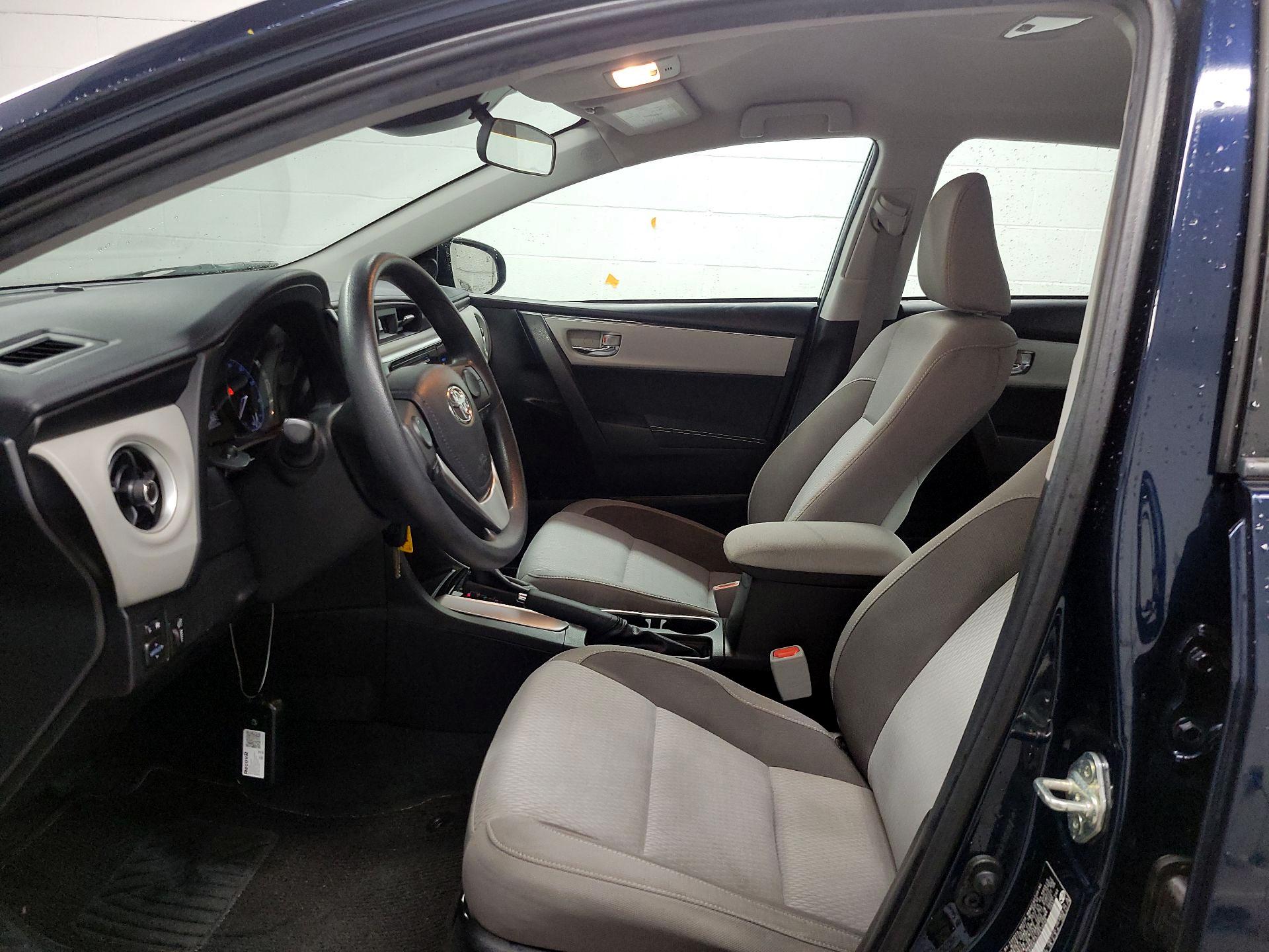 Thumbnail: 2018 Toyota Corolla - 11