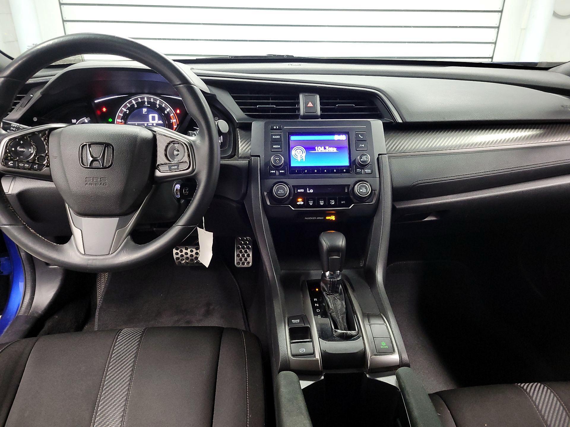 Thumbnail: 2017 Honda Civic - 9