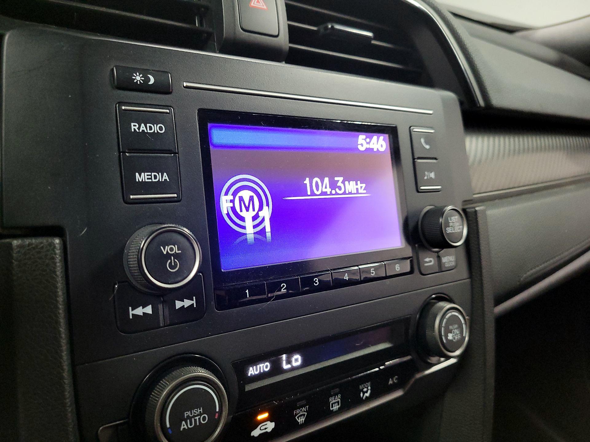 Thumbnail: 2017 Honda Civic - 13