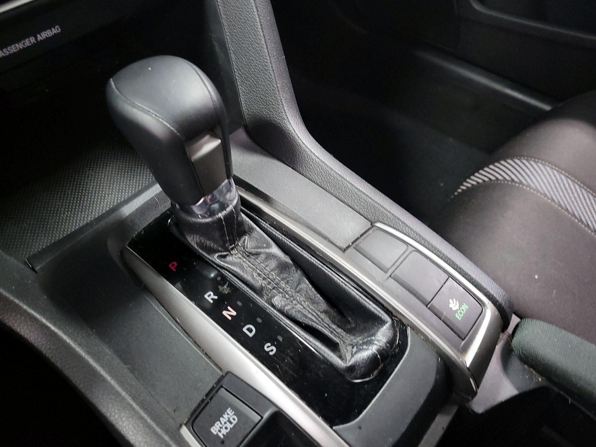 Thumbnail: 2017 Honda Civic - 15