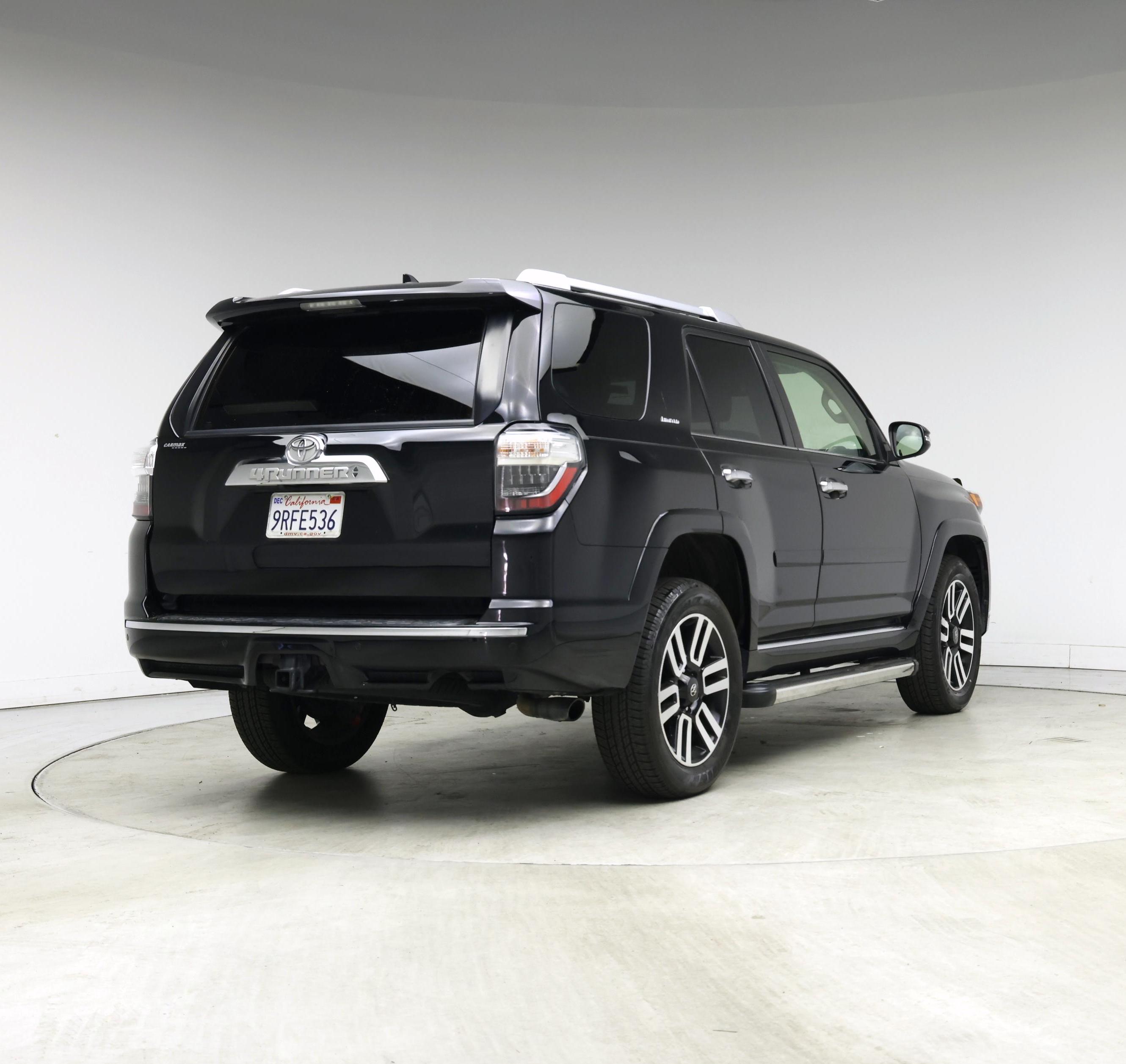 Thumbnail: 2022 Toyota 4Runner - 8