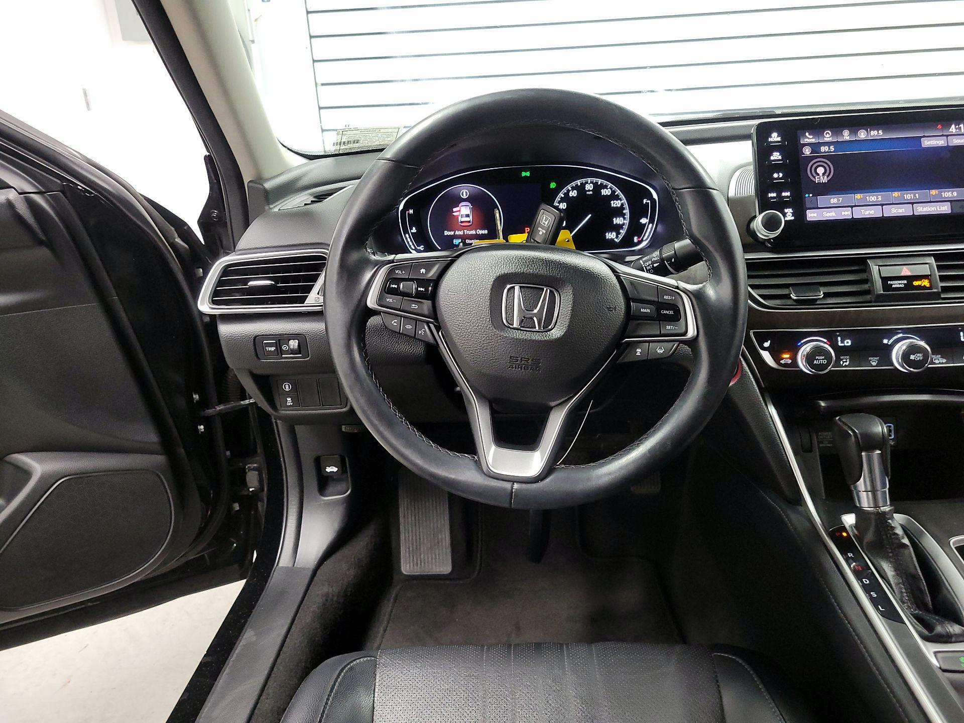 Thumbnail: 2018 Honda Accord - 10