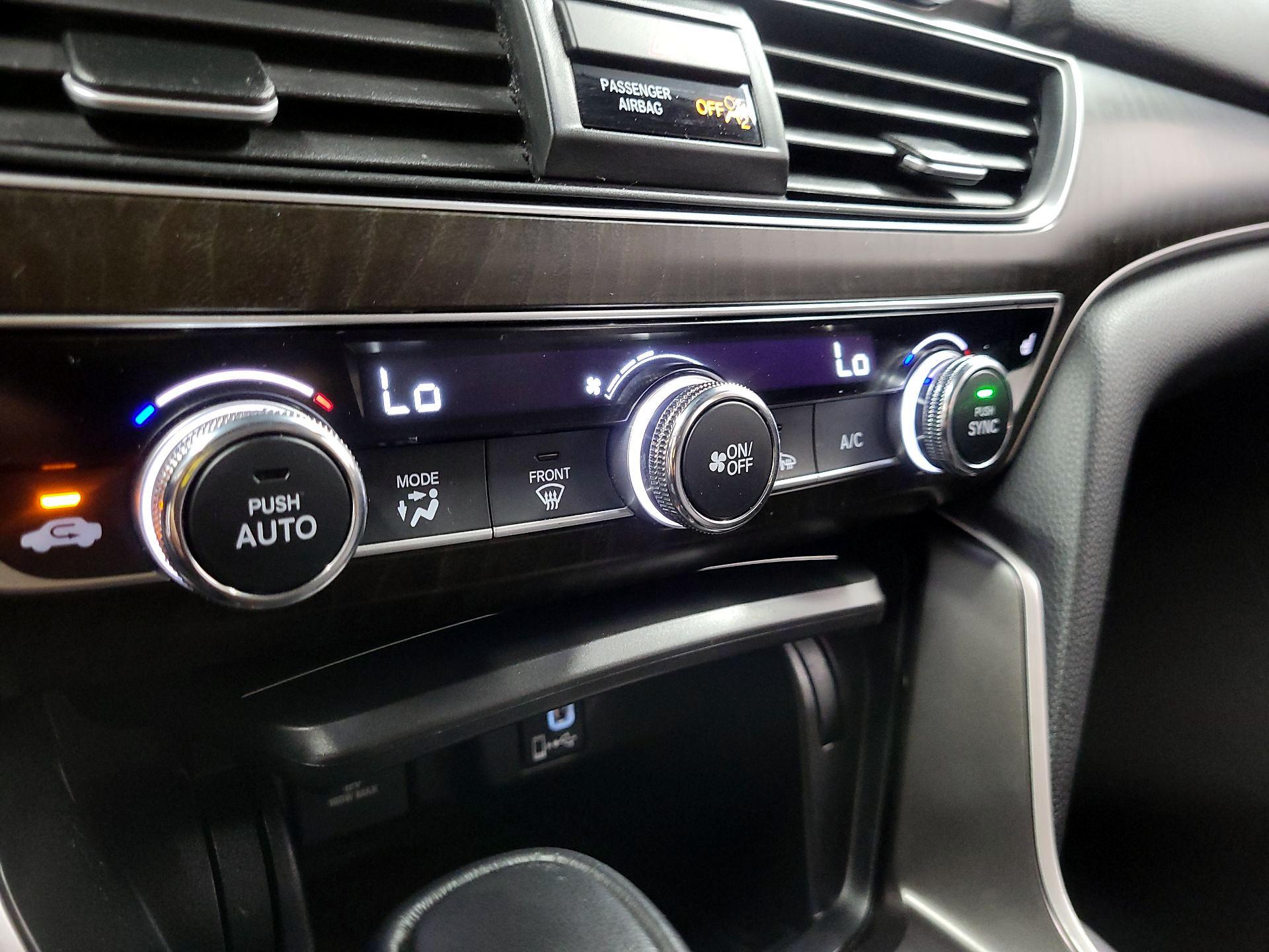 Thumbnail: 2018 Honda Accord - 15