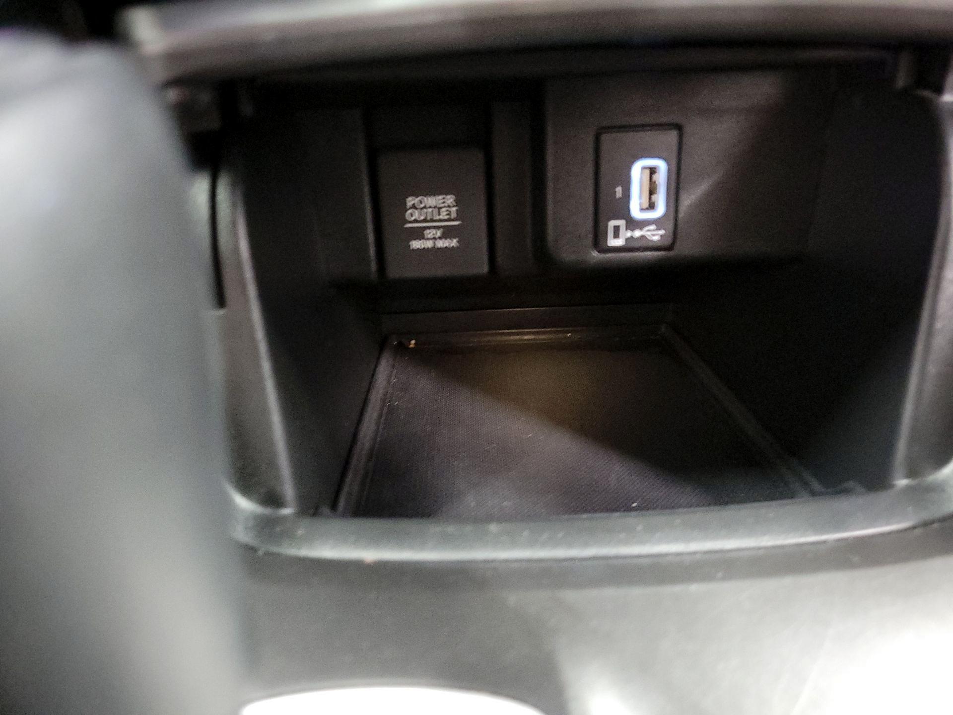 Thumbnail: 2018 Honda Accord - 17