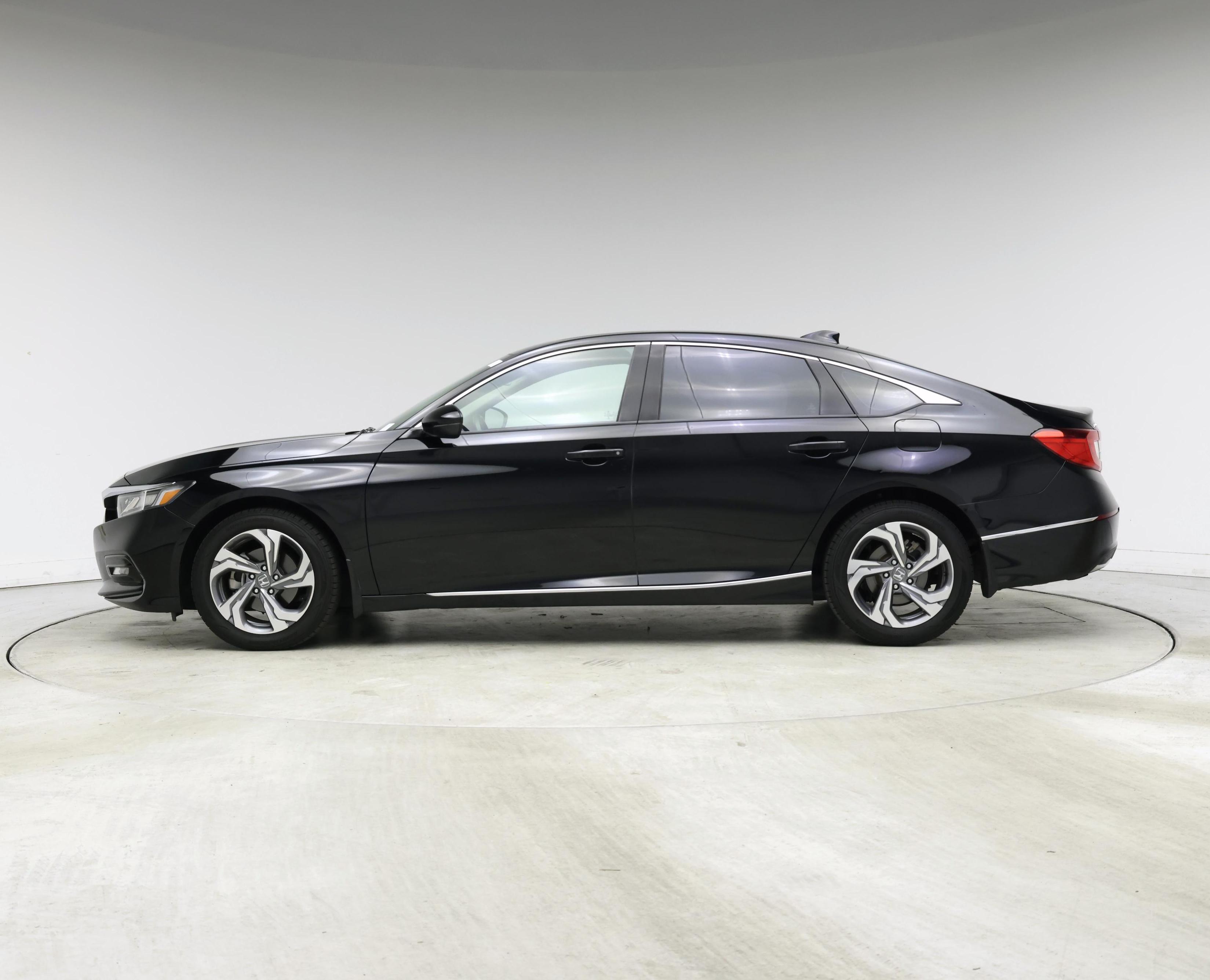 Thumbnail: 2018 Honda Accord - 3