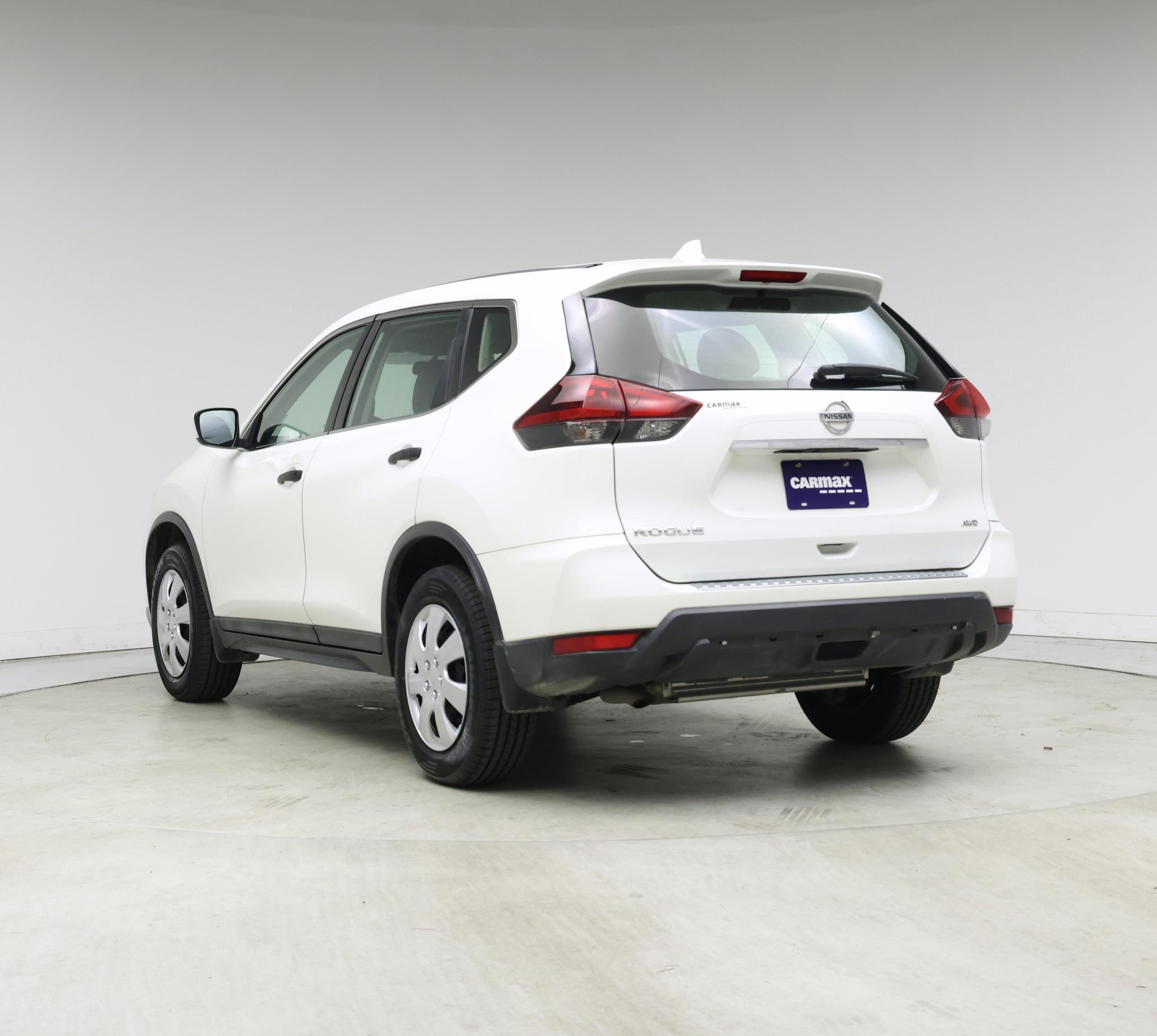 Thumbnail: 2018 Nissan Rogue - 2