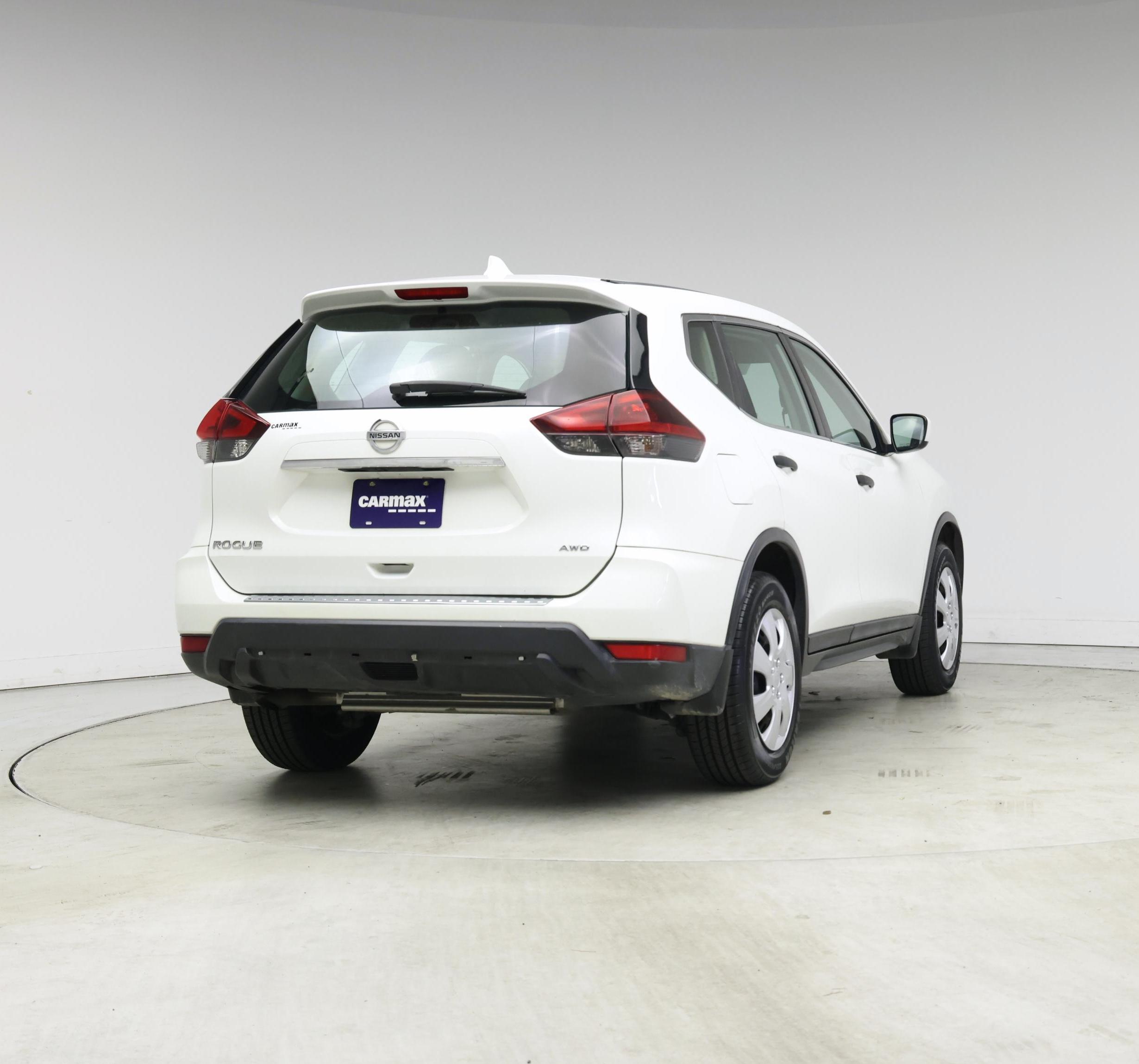 Thumbnail: 2018 Nissan Rogue - 8