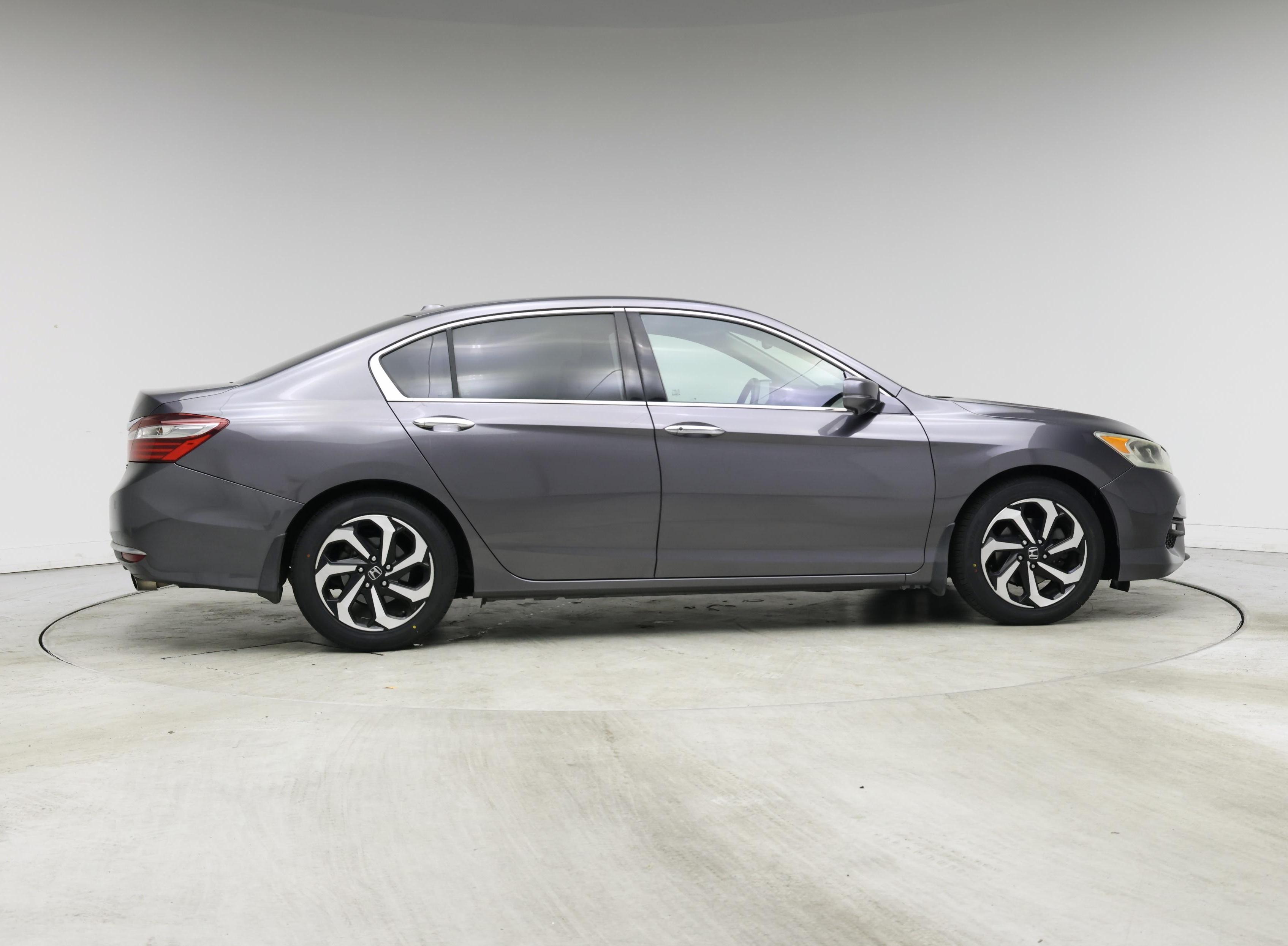 Thumbnail: 2017 Honda Accord - 7