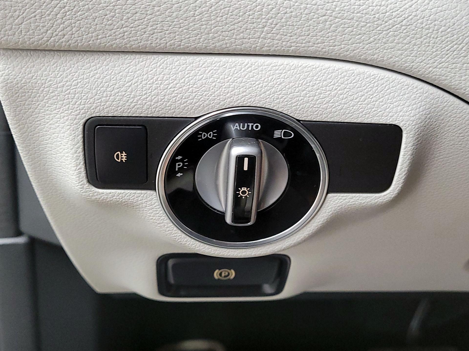 Thumbnail: 2017 Mercedes-Benz CLA - 13