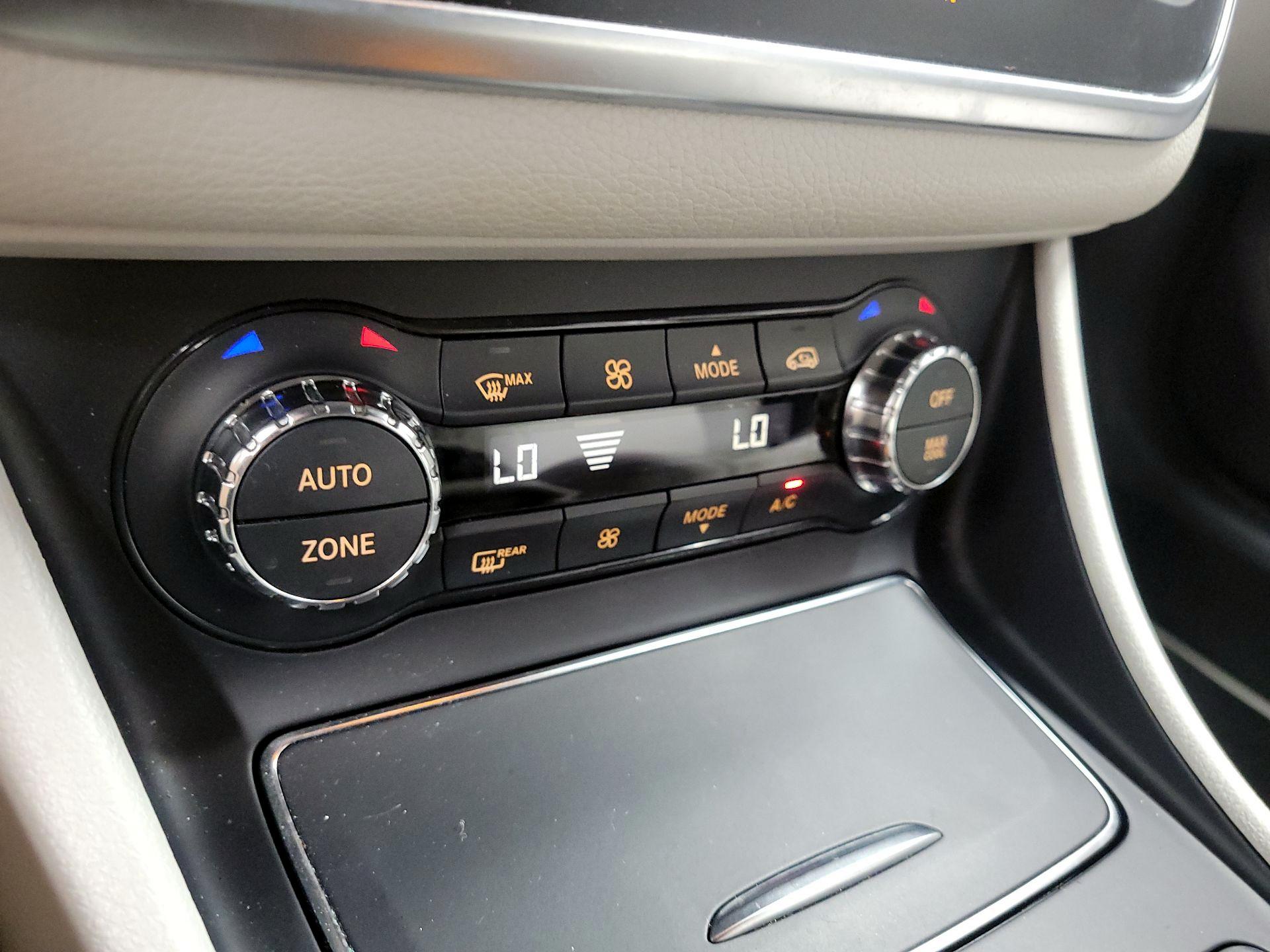 Thumbnail: 2017 Mercedes-Benz CLA - 16