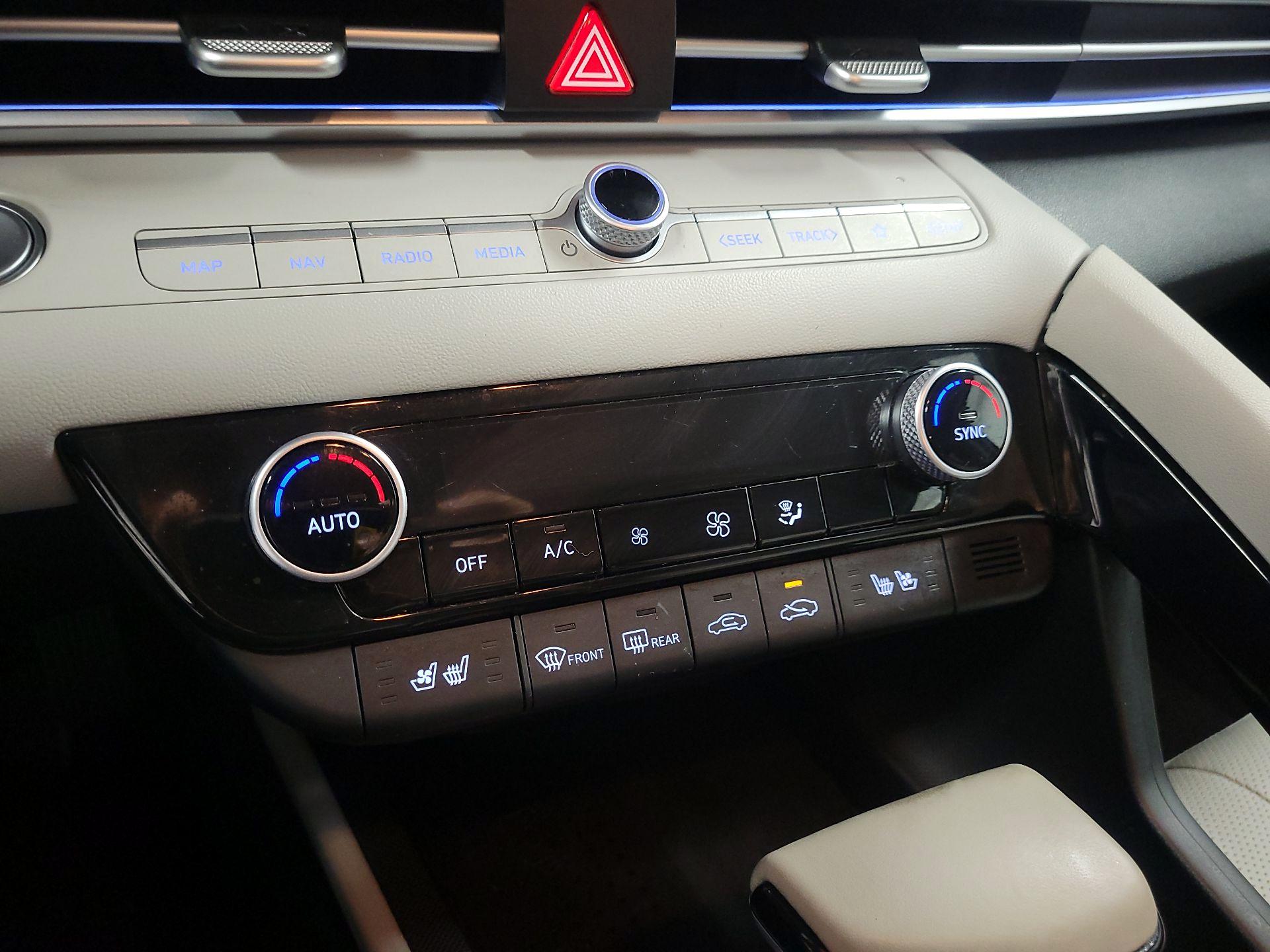 Thumbnail: 2023 Hyundai Elantra - 16