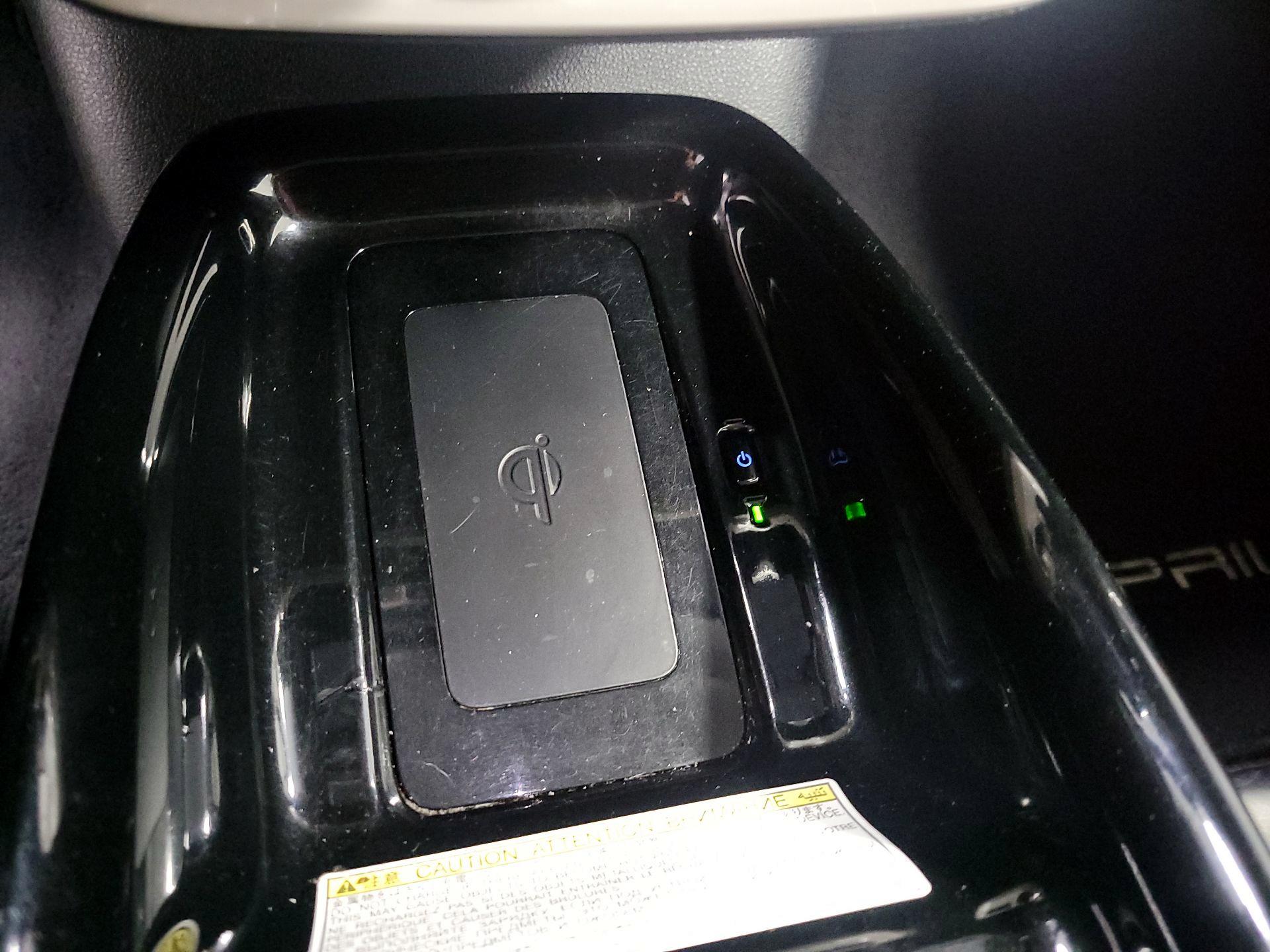 Thumbnail: 2018 Toyota Prius - 17