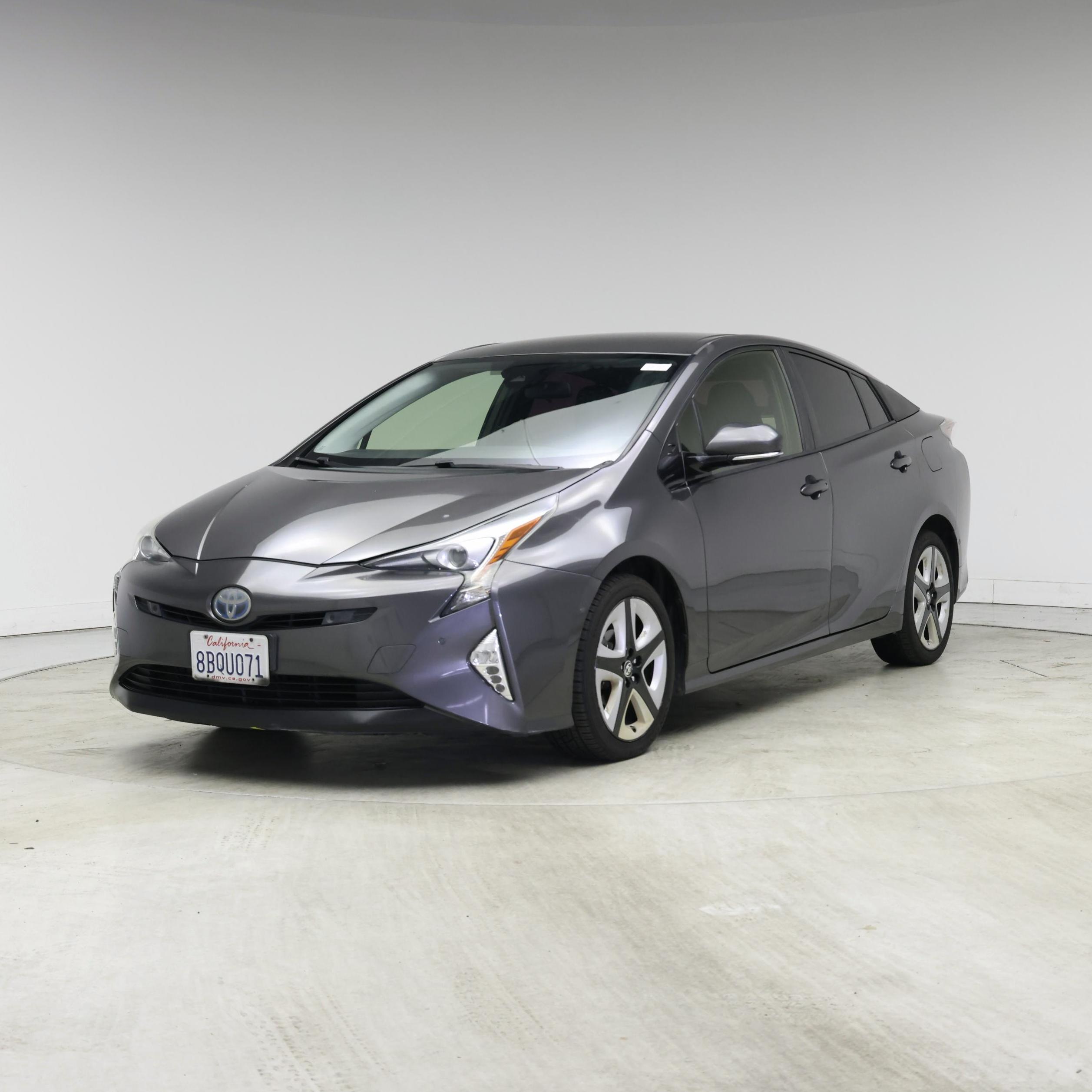 Thumbnail: 2018 Toyota Prius - 4