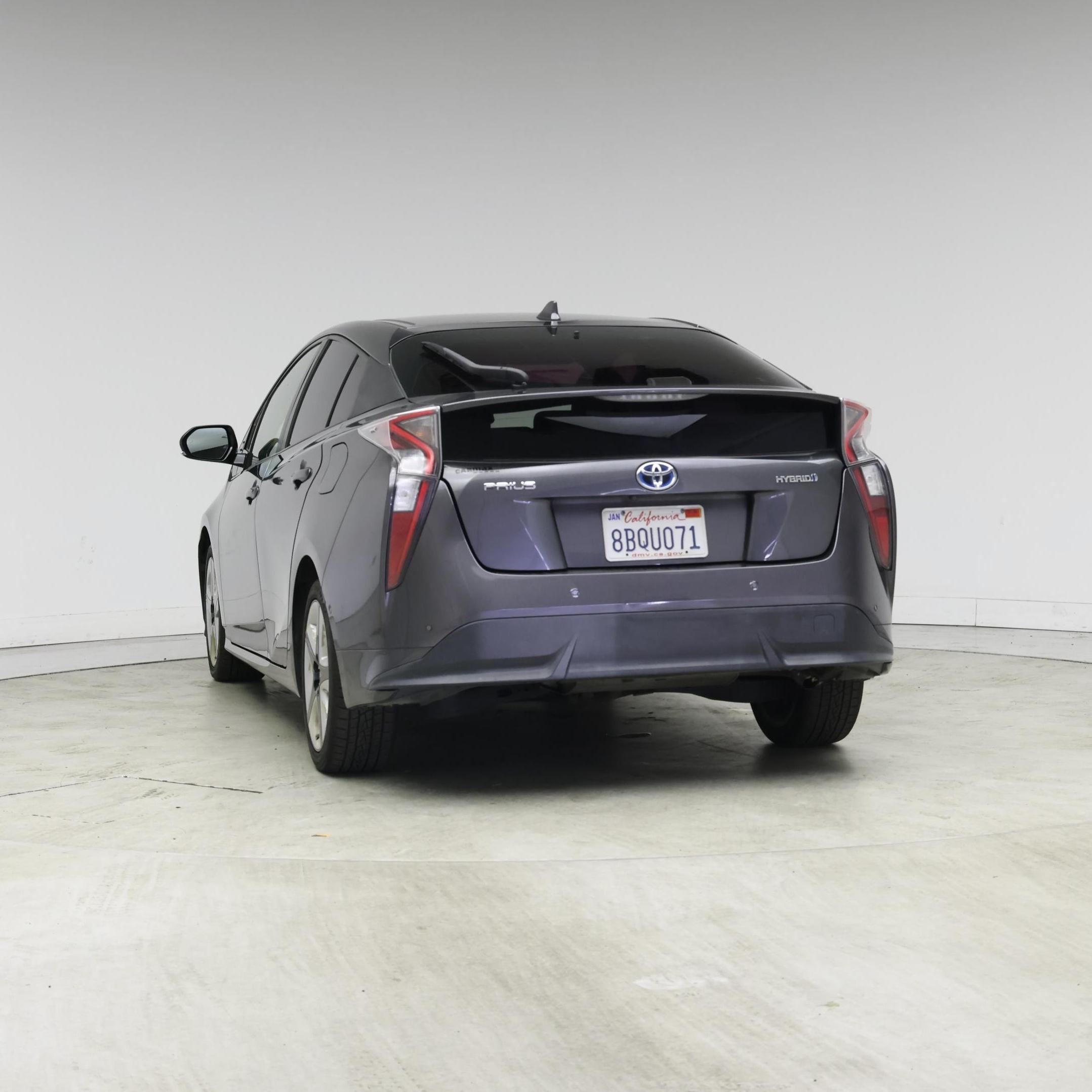 Thumbnail: 2018 Toyota Prius - 6