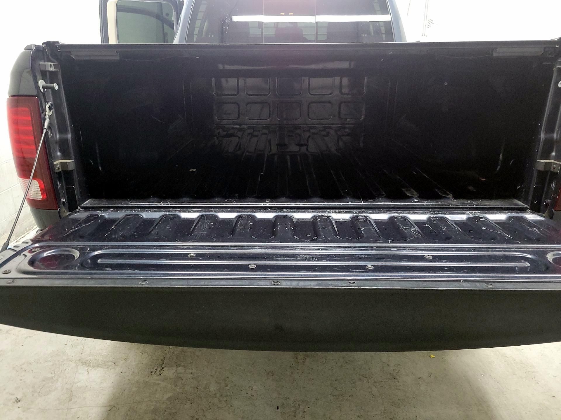 Thumbnail: 2020 RAM 1500 Classic - 20