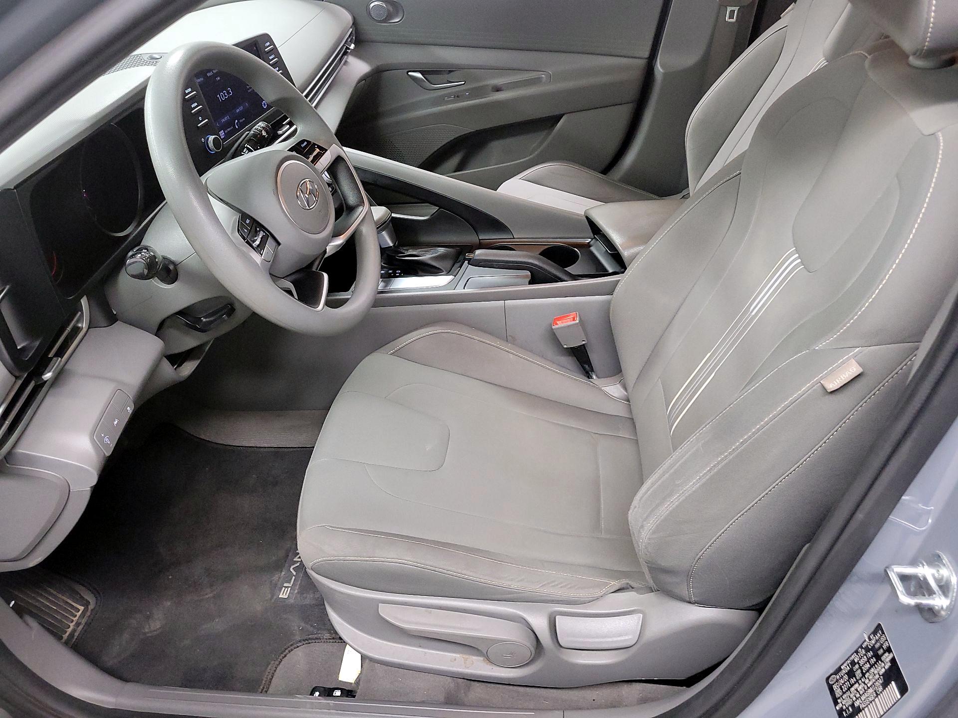 Thumbnail: 2021 Hyundai Elantra - 11