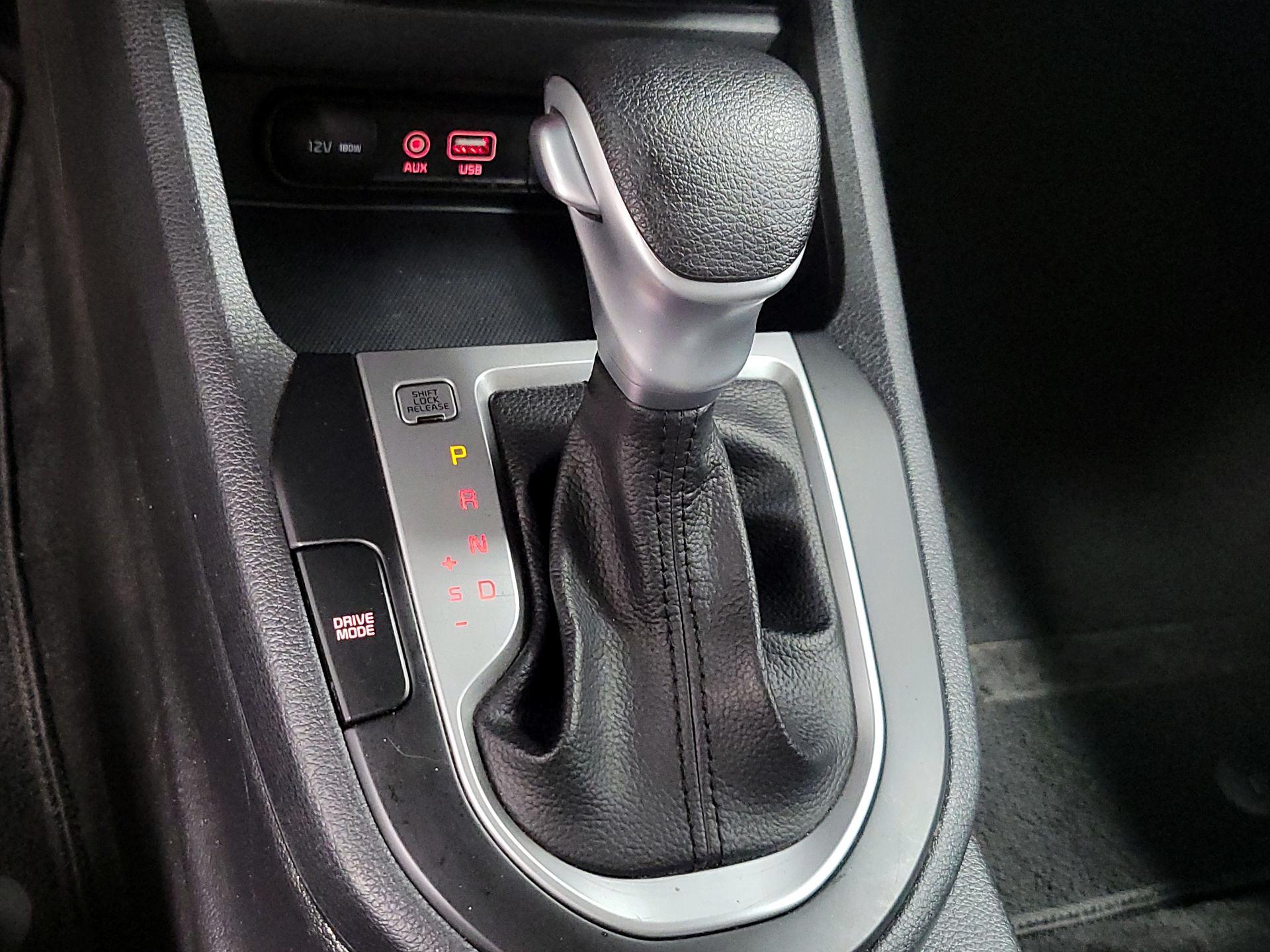 Thumbnail: 2021 Kia Forte - 15