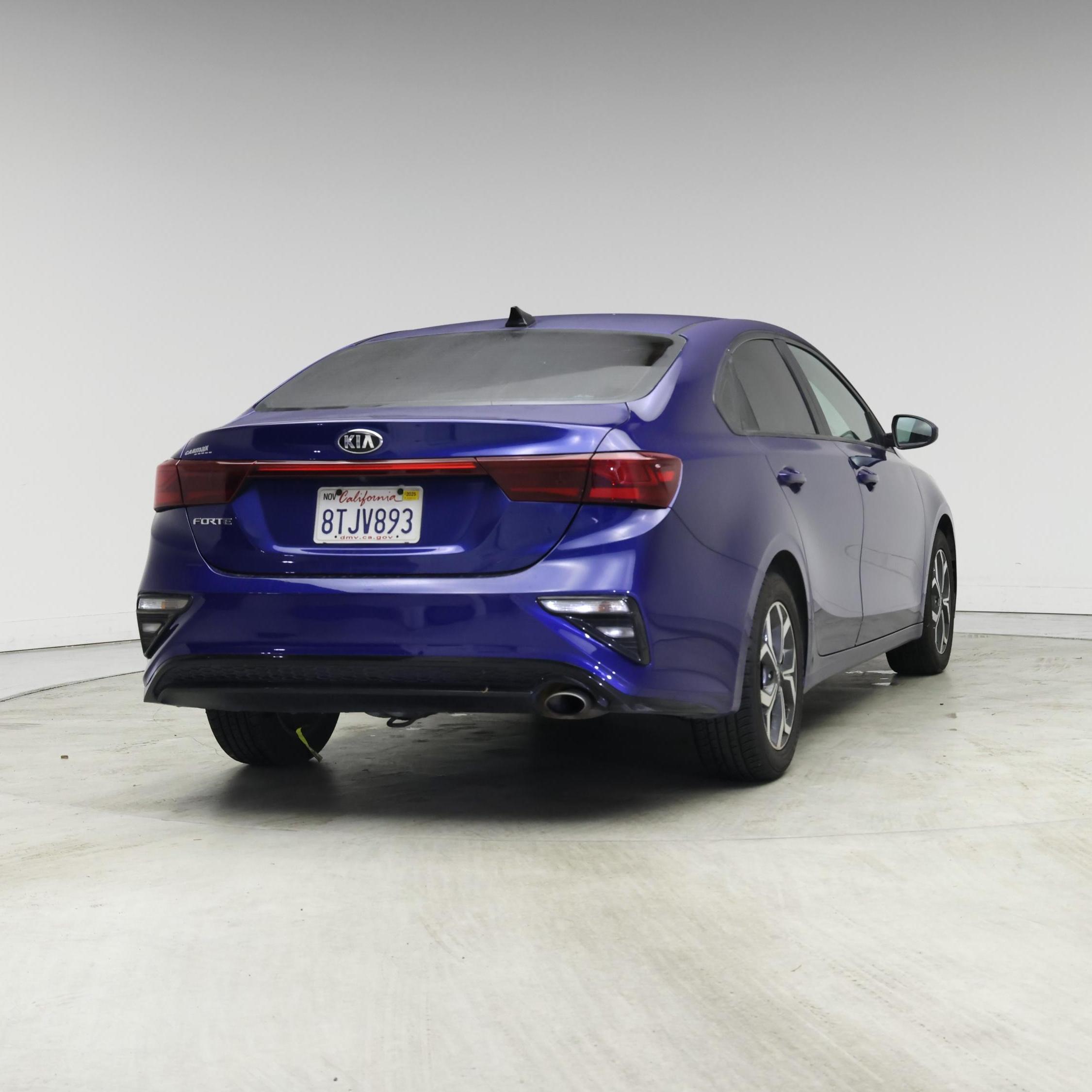 Thumbnail: 2021 Kia Forte - 8