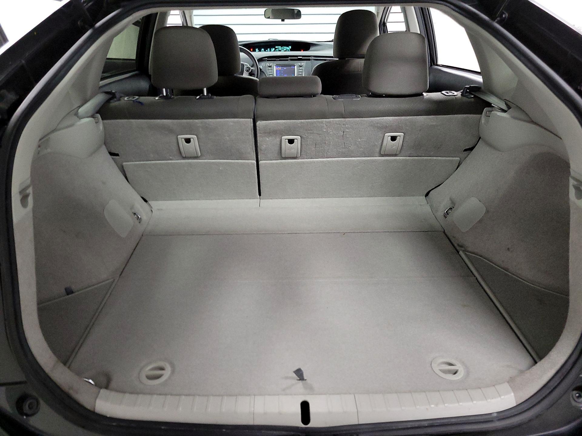 Thumbnail: 2015 Toyota Prius - 19