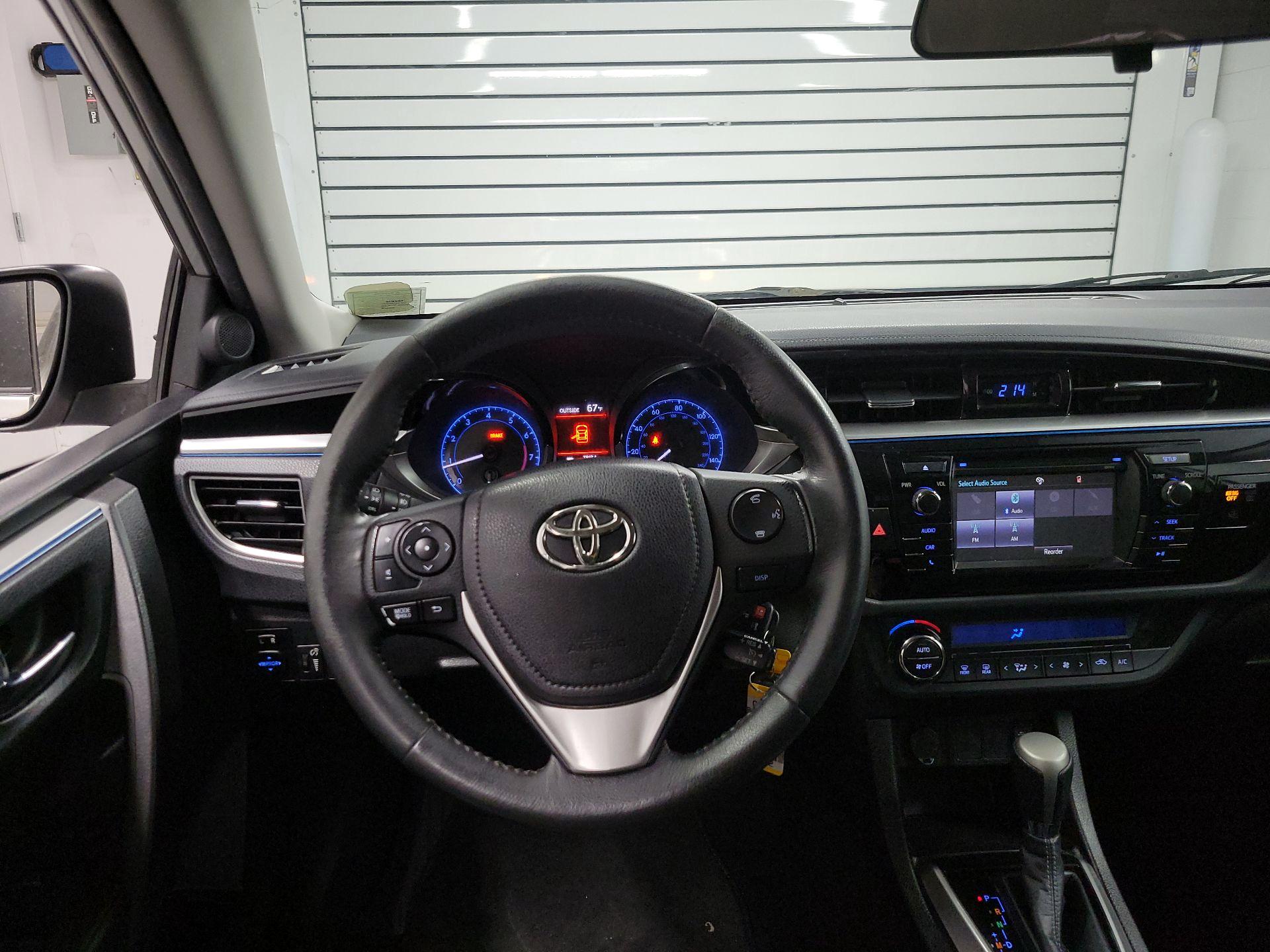 Thumbnail: 2014 Toyota Corolla - 10