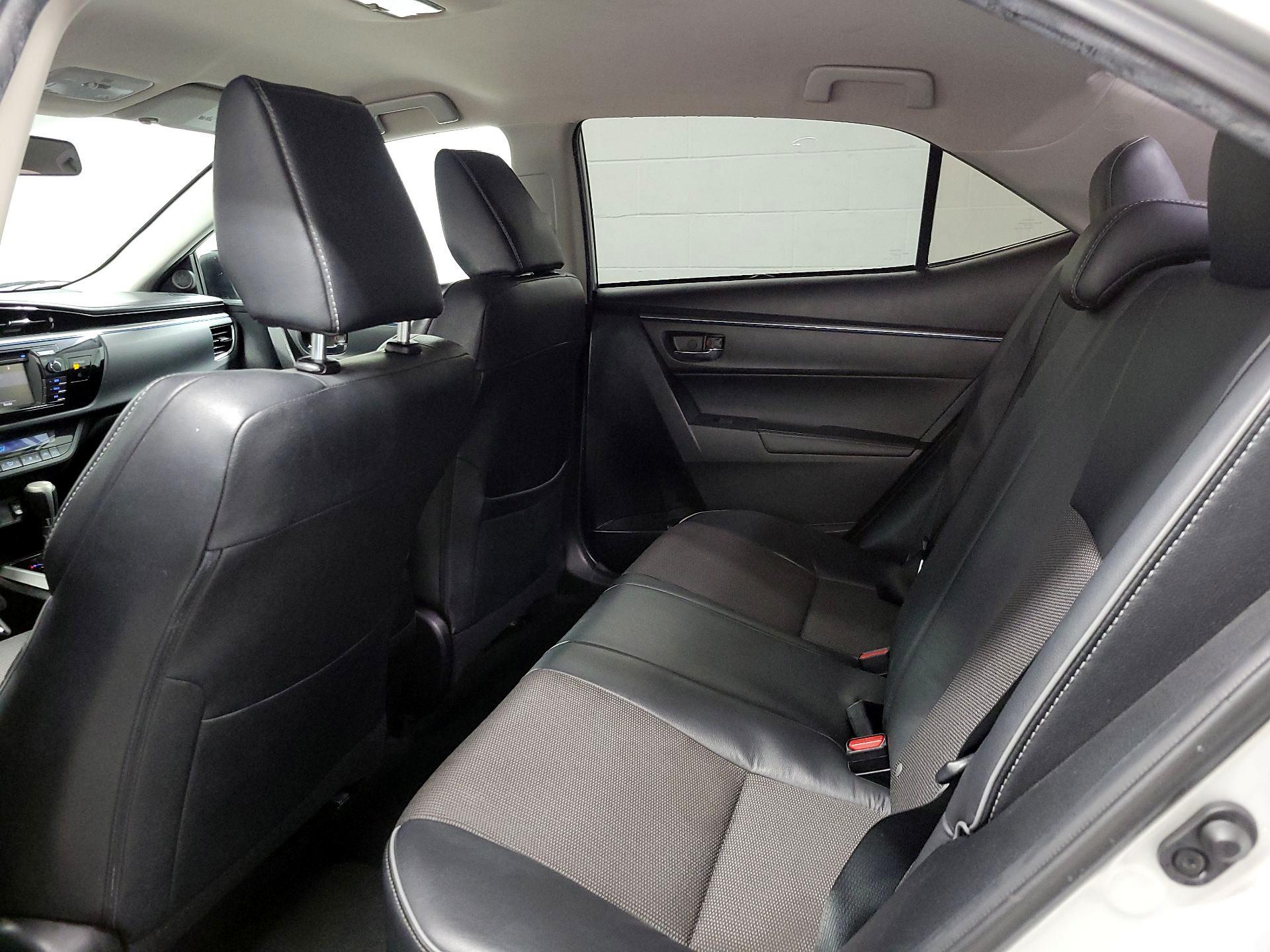 Thumbnail: 2014 Toyota Corolla - 18