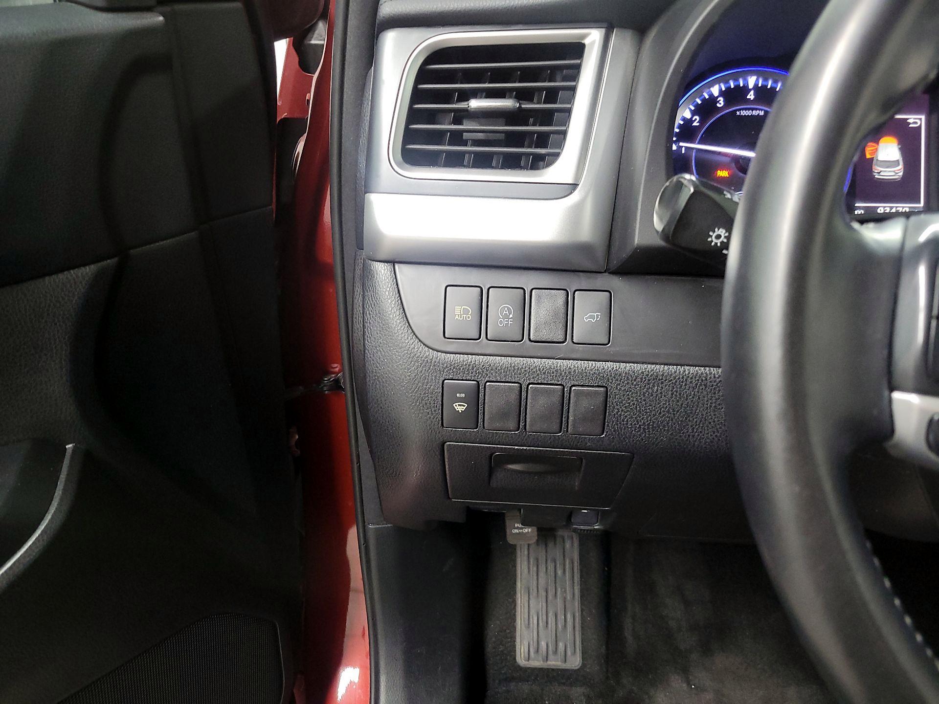 Thumbnail: 2018 Toyota Highlander - 13