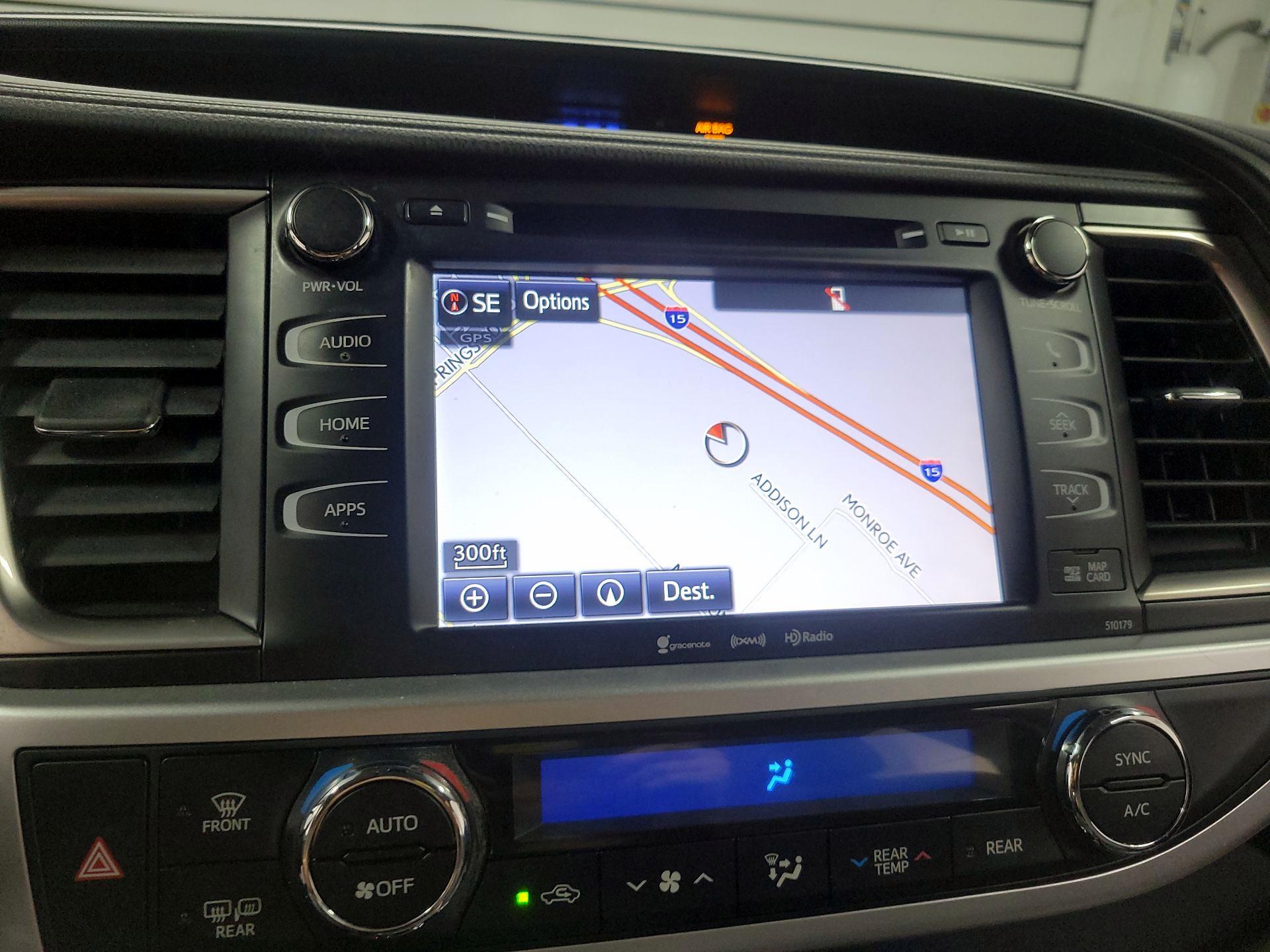 Thumbnail: 2018 Toyota Highlander - 14