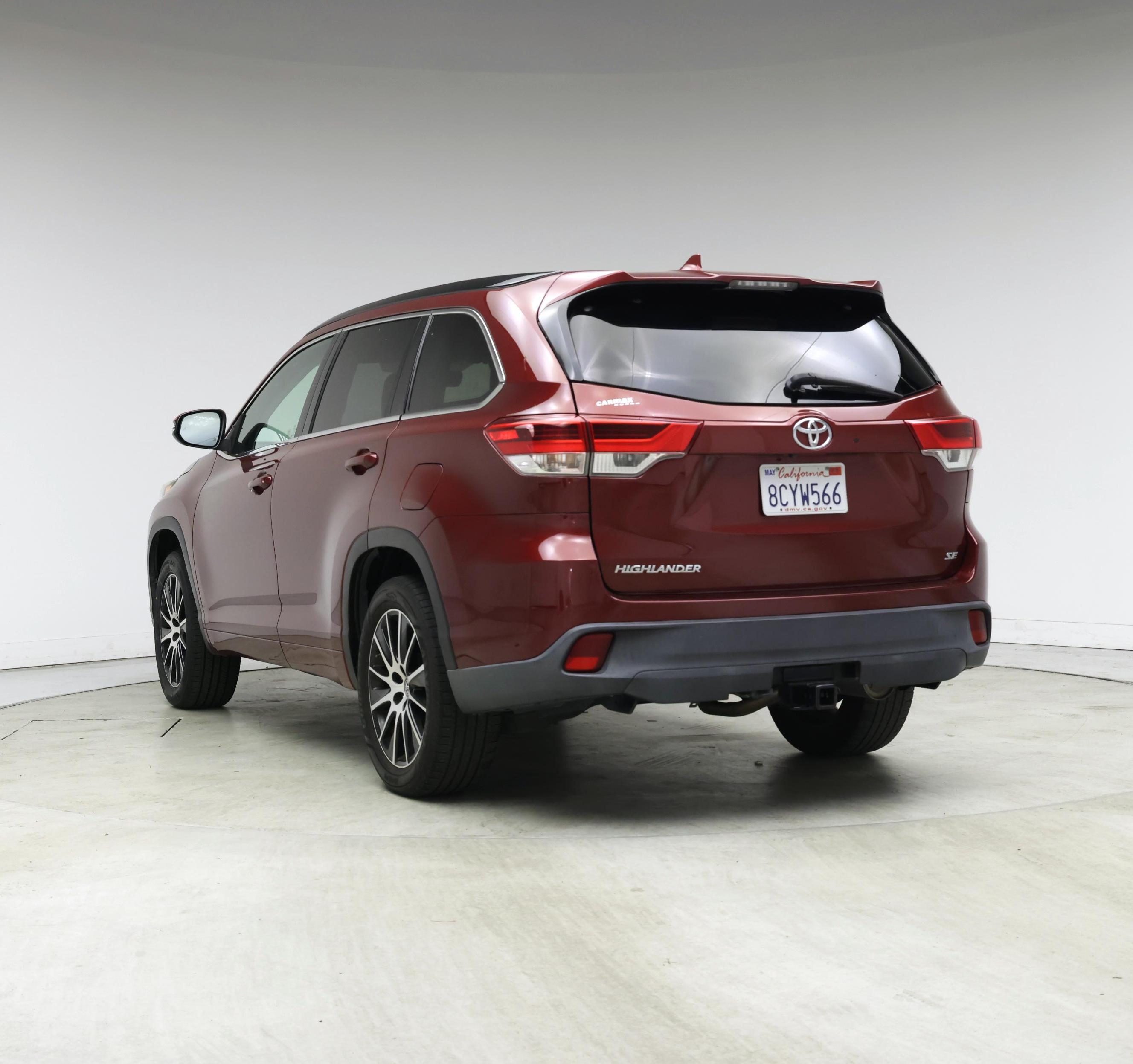 Thumbnail: 2018 Toyota Highlander - 2