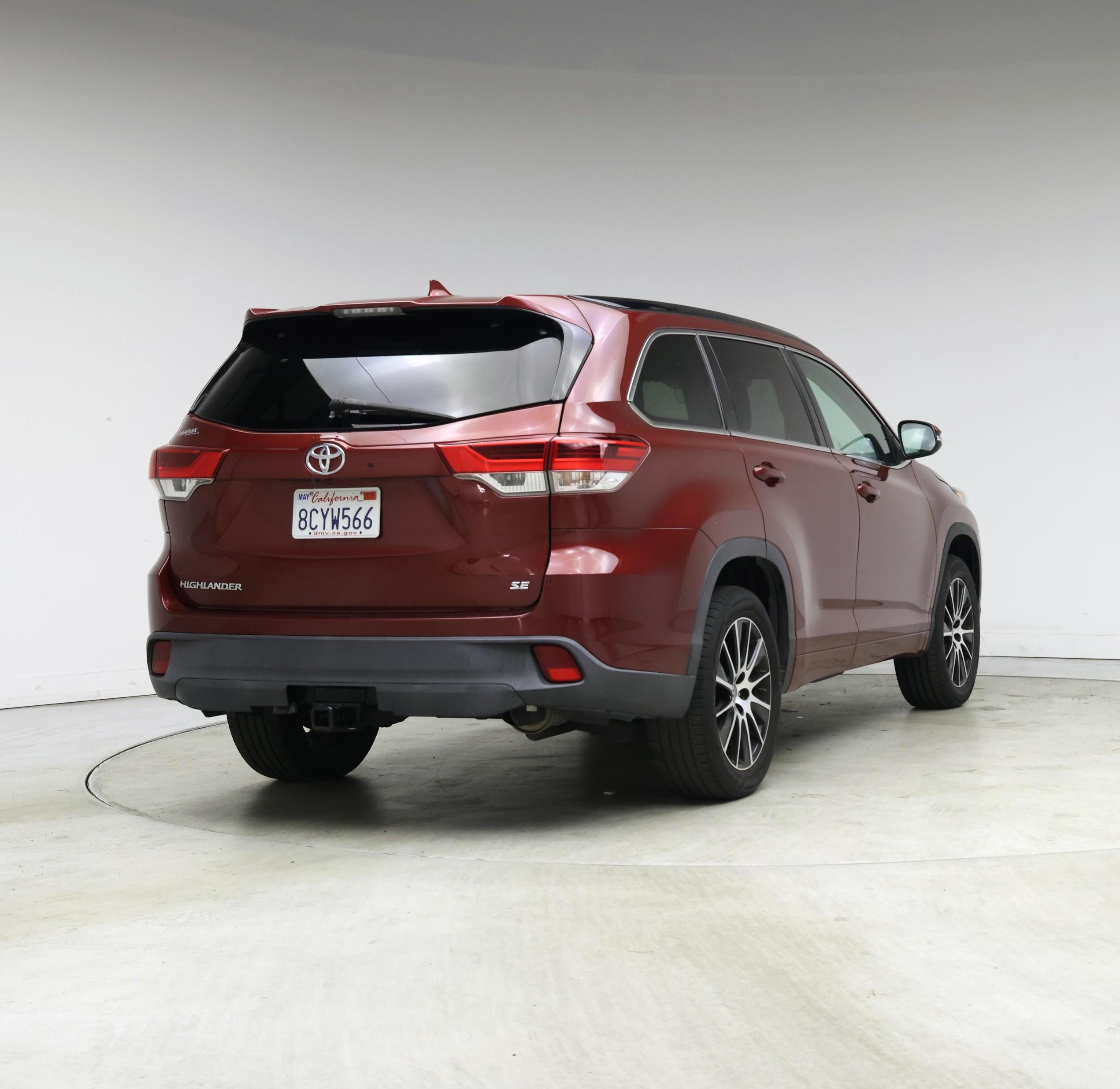 Thumbnail: 2018 Toyota Highlander - 8