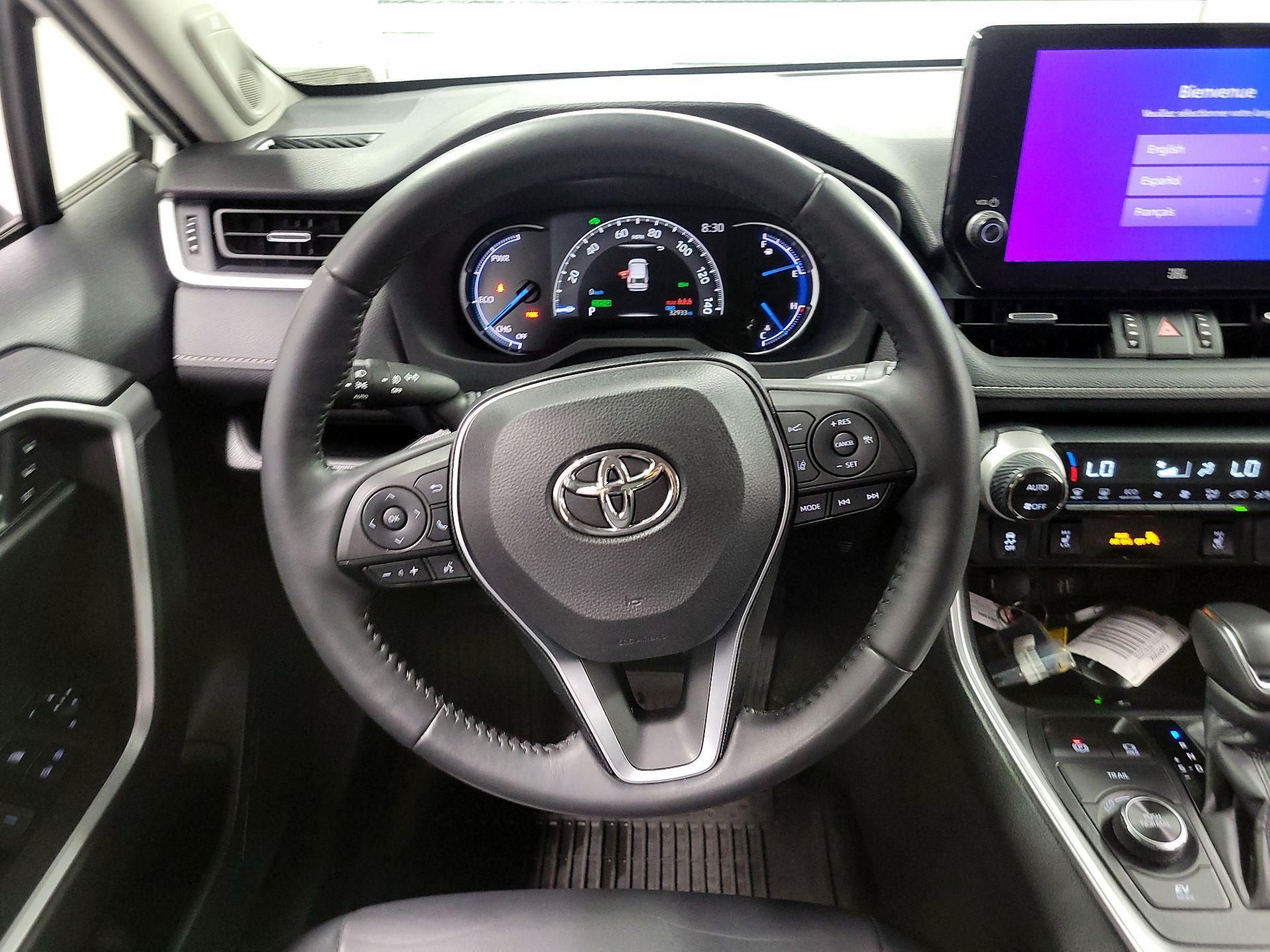 Thumbnail: 2023 Toyota RAV4 - 10