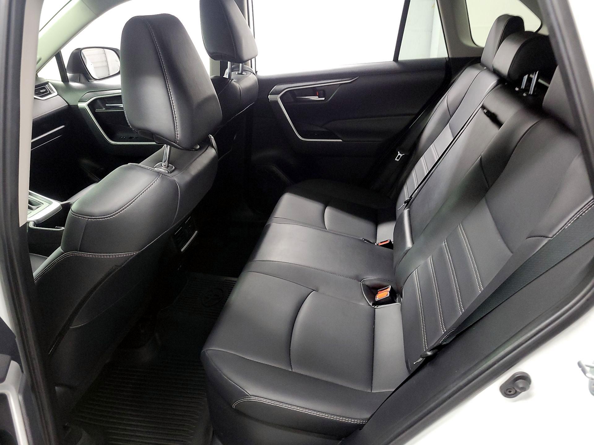 Thumbnail: 2023 Toyota RAV4 - 16