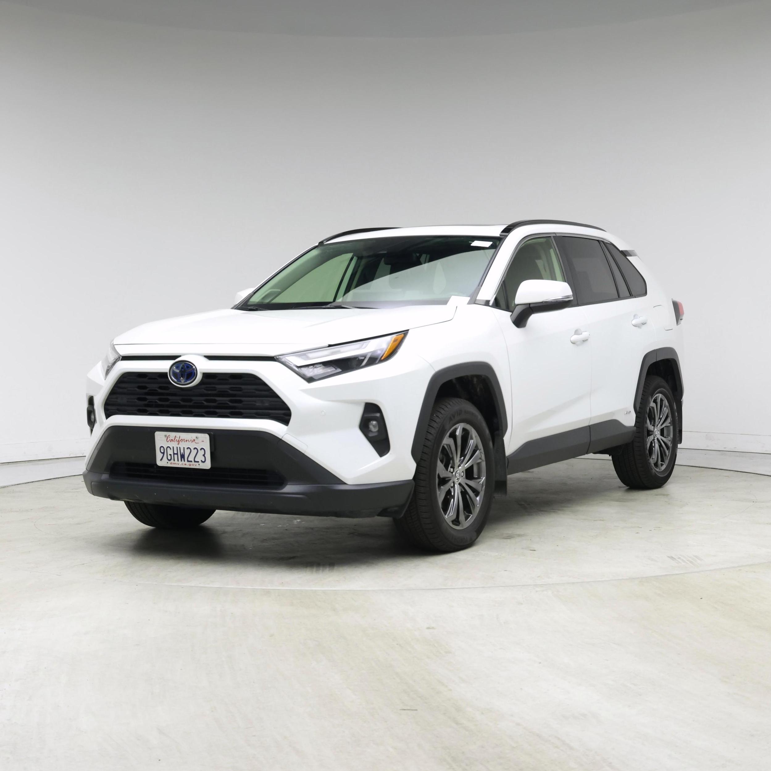 Thumbnail: 2023 Toyota RAV4 - 4