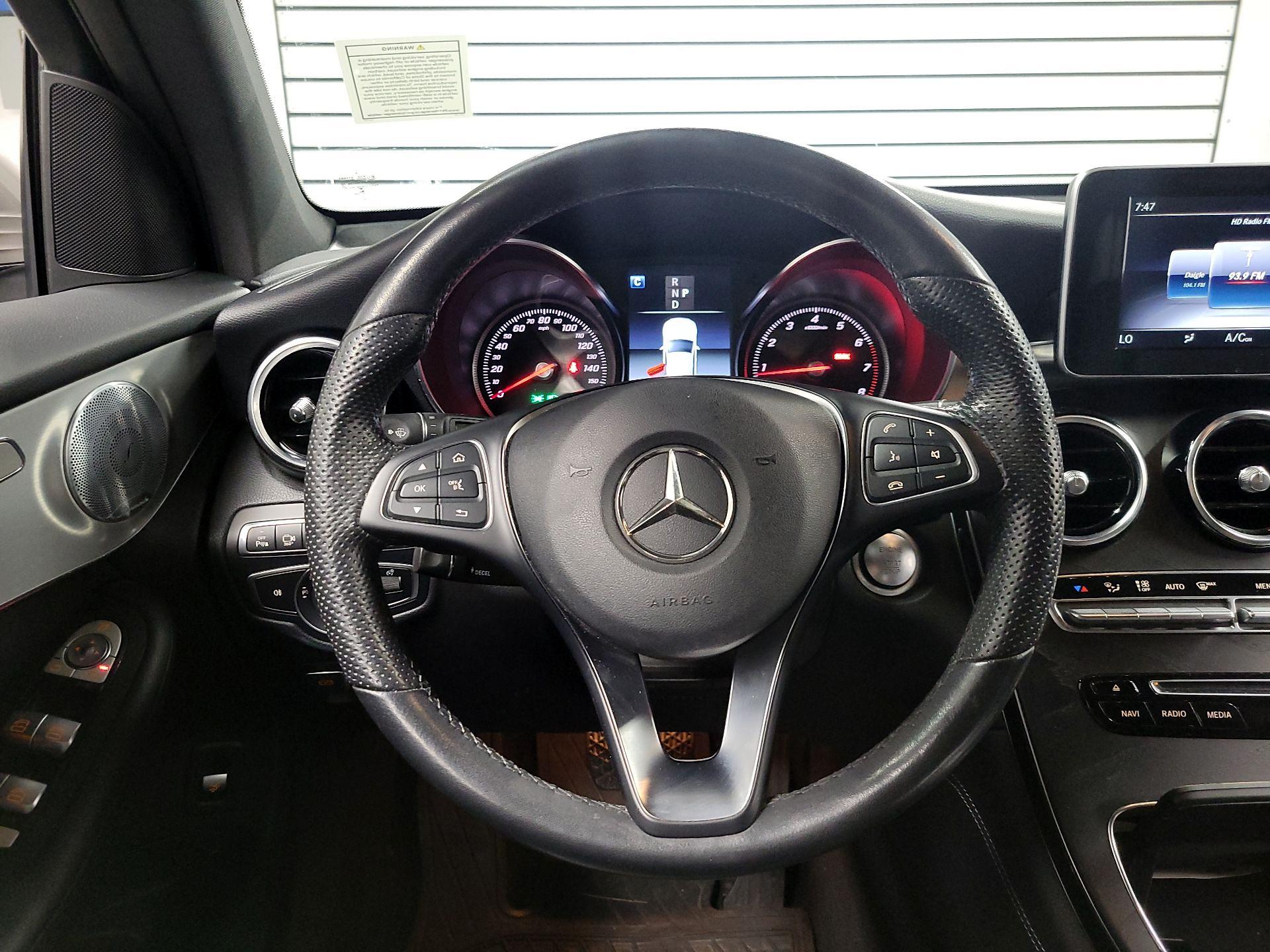 Thumbnail: 2019 Mercedes-Benz GLC - 10