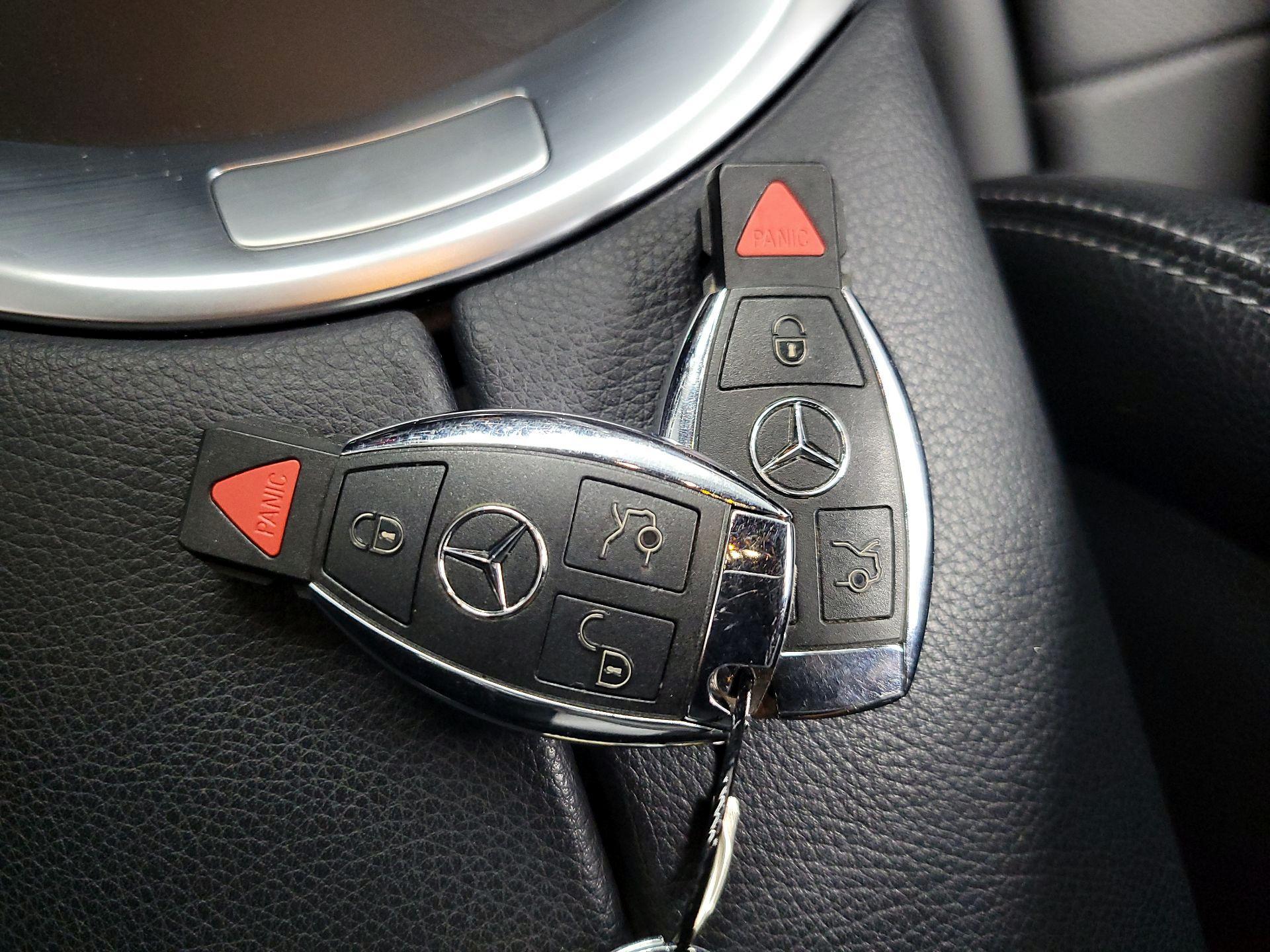 Thumbnail: 2019 Mercedes-Benz GLC - 20