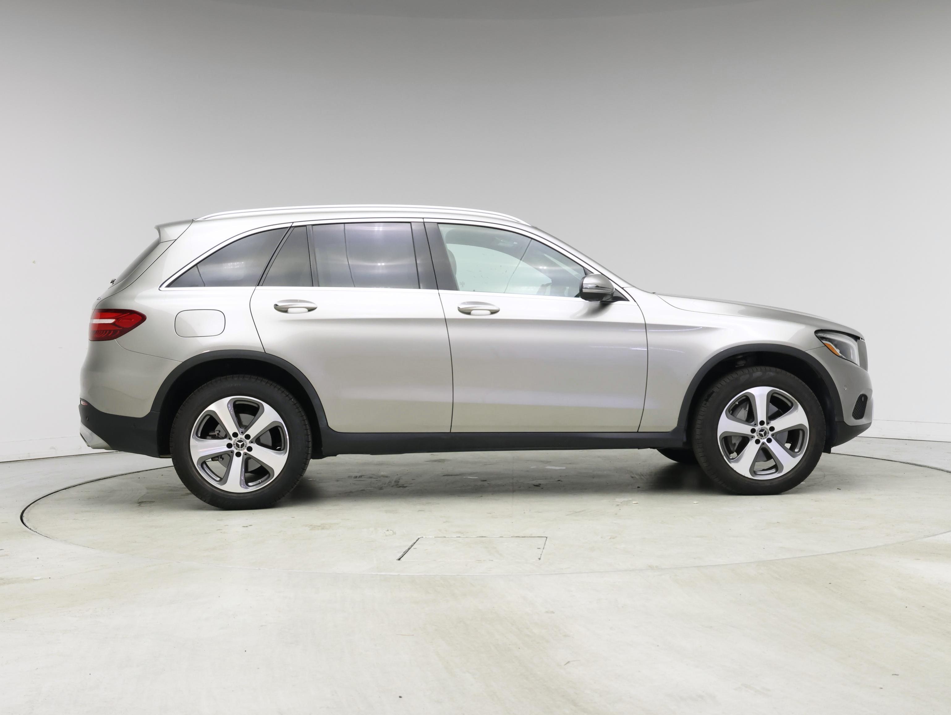 Thumbnail: 2019 Mercedes-Benz GLC - 7