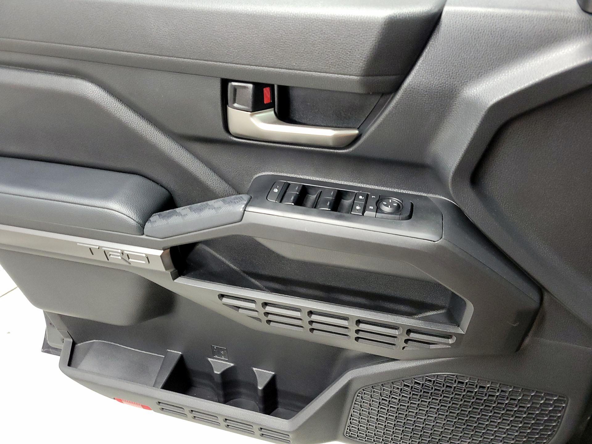 Thumbnail: 2025 Toyota Tacoma - 12