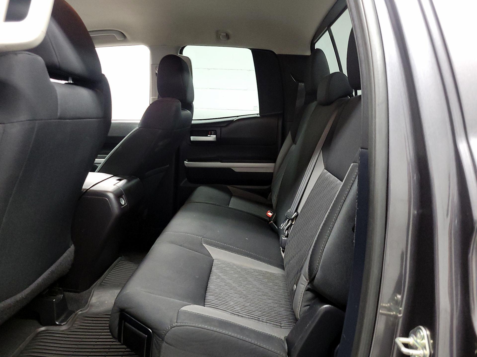 Thumbnail: 2015 Toyota Tundra - 17