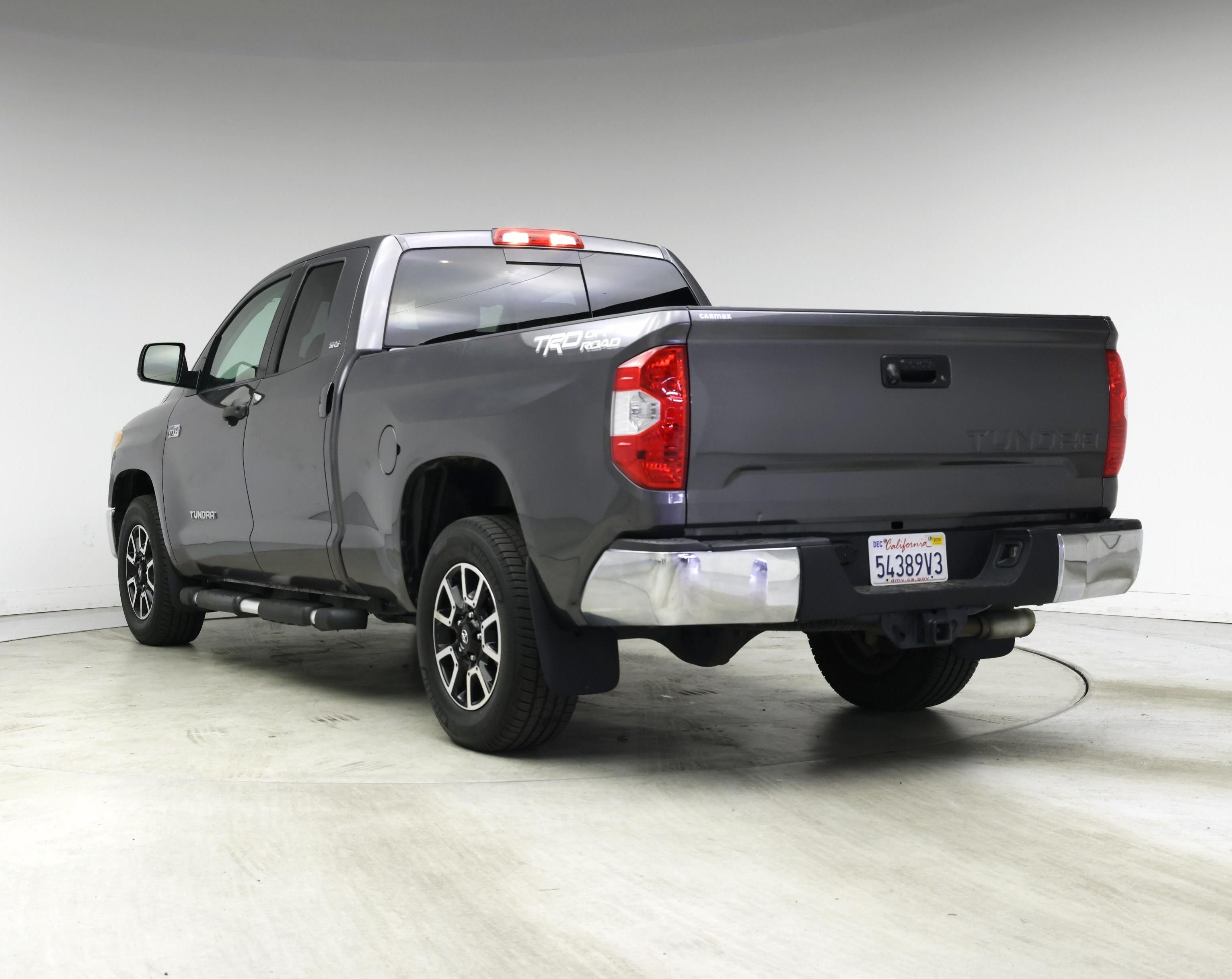 Thumbnail: 2015 Toyota Tundra - 2