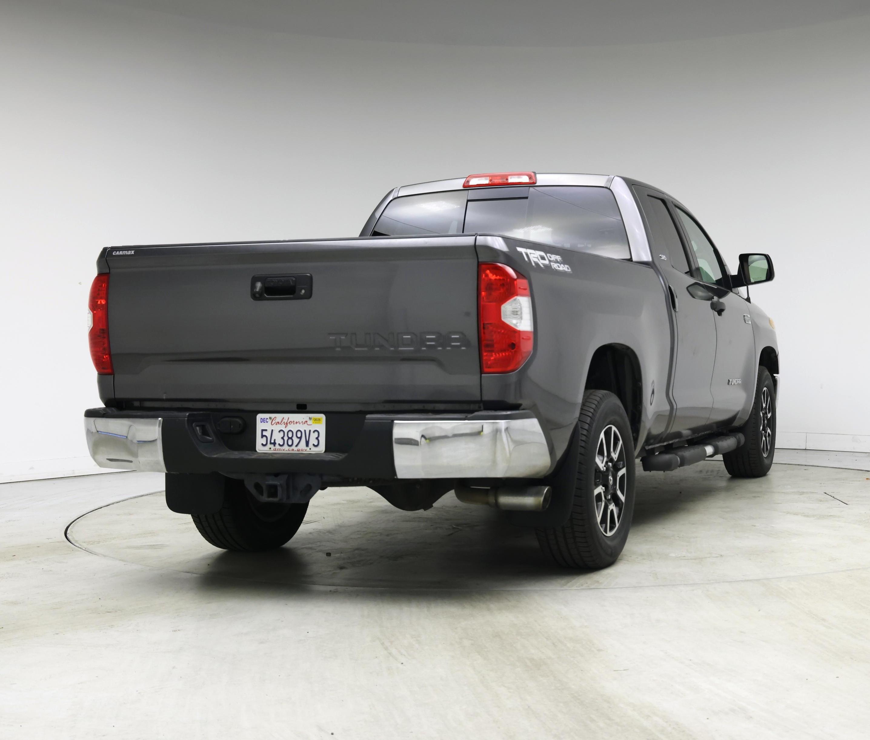 Thumbnail: 2015 Toyota Tundra - 8