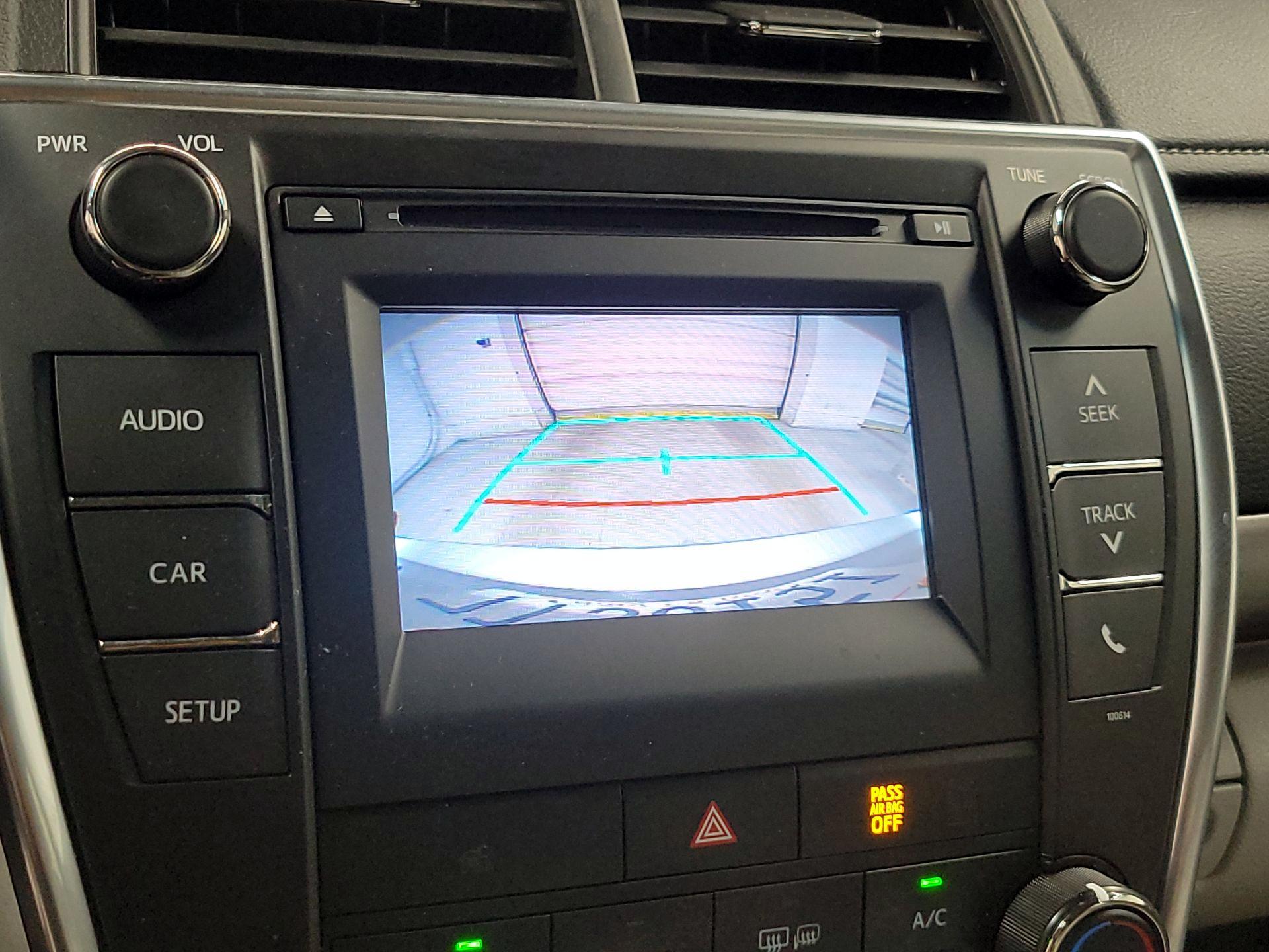 Thumbnail: 2017 Toyota Camry - 13