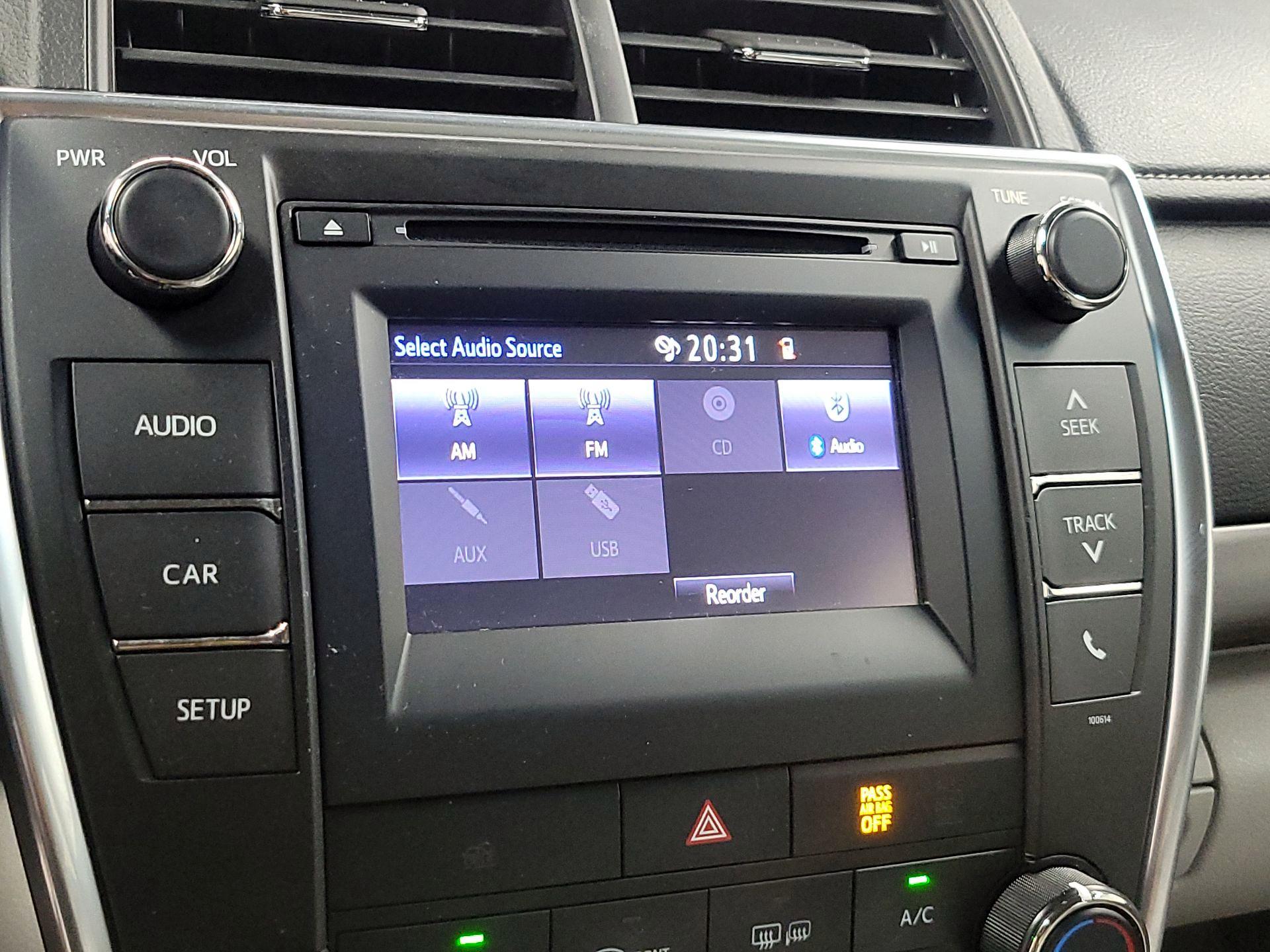 Thumbnail: 2017 Toyota Camry - 14